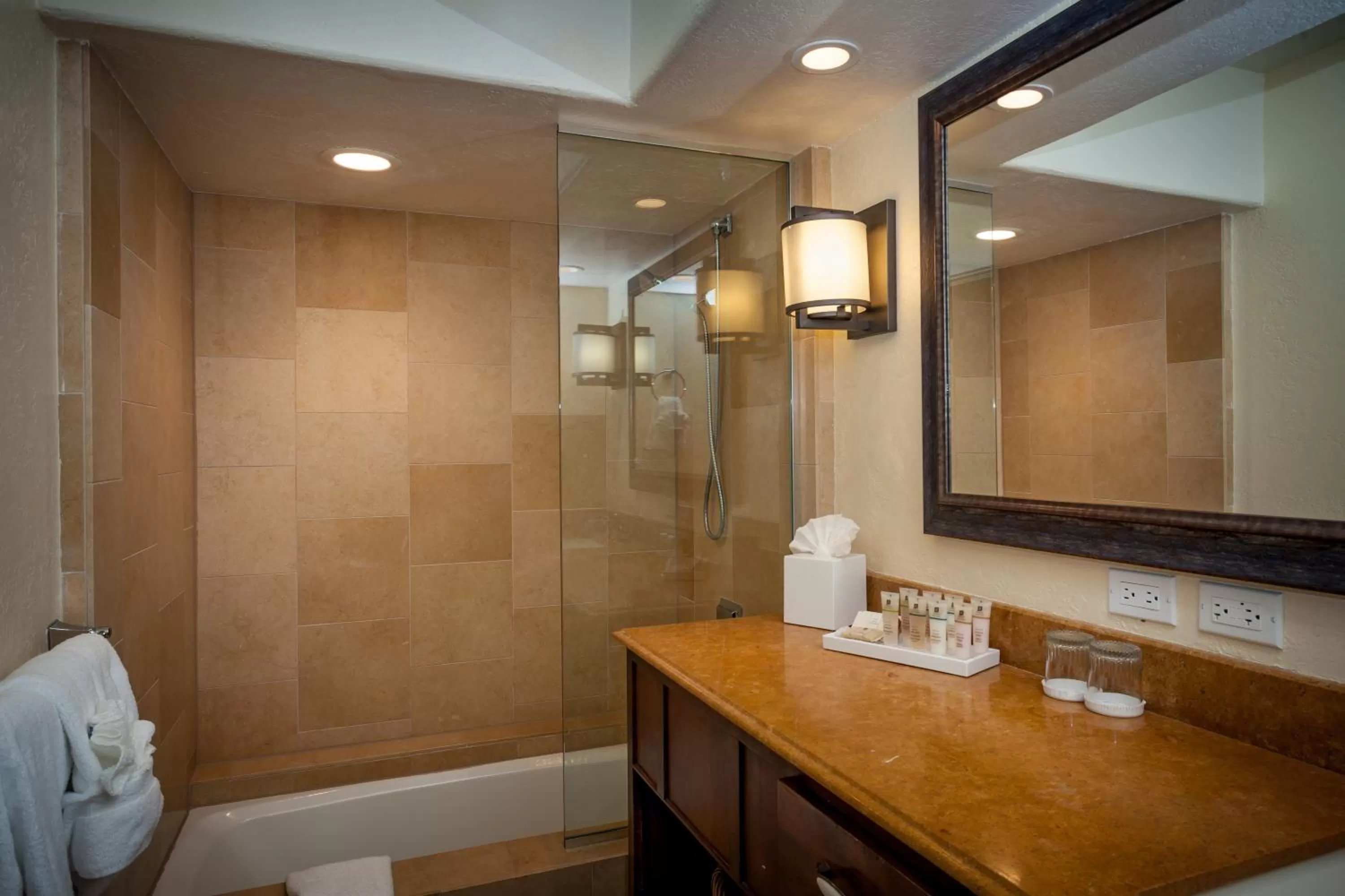 Bathroom in Hotel Pacific