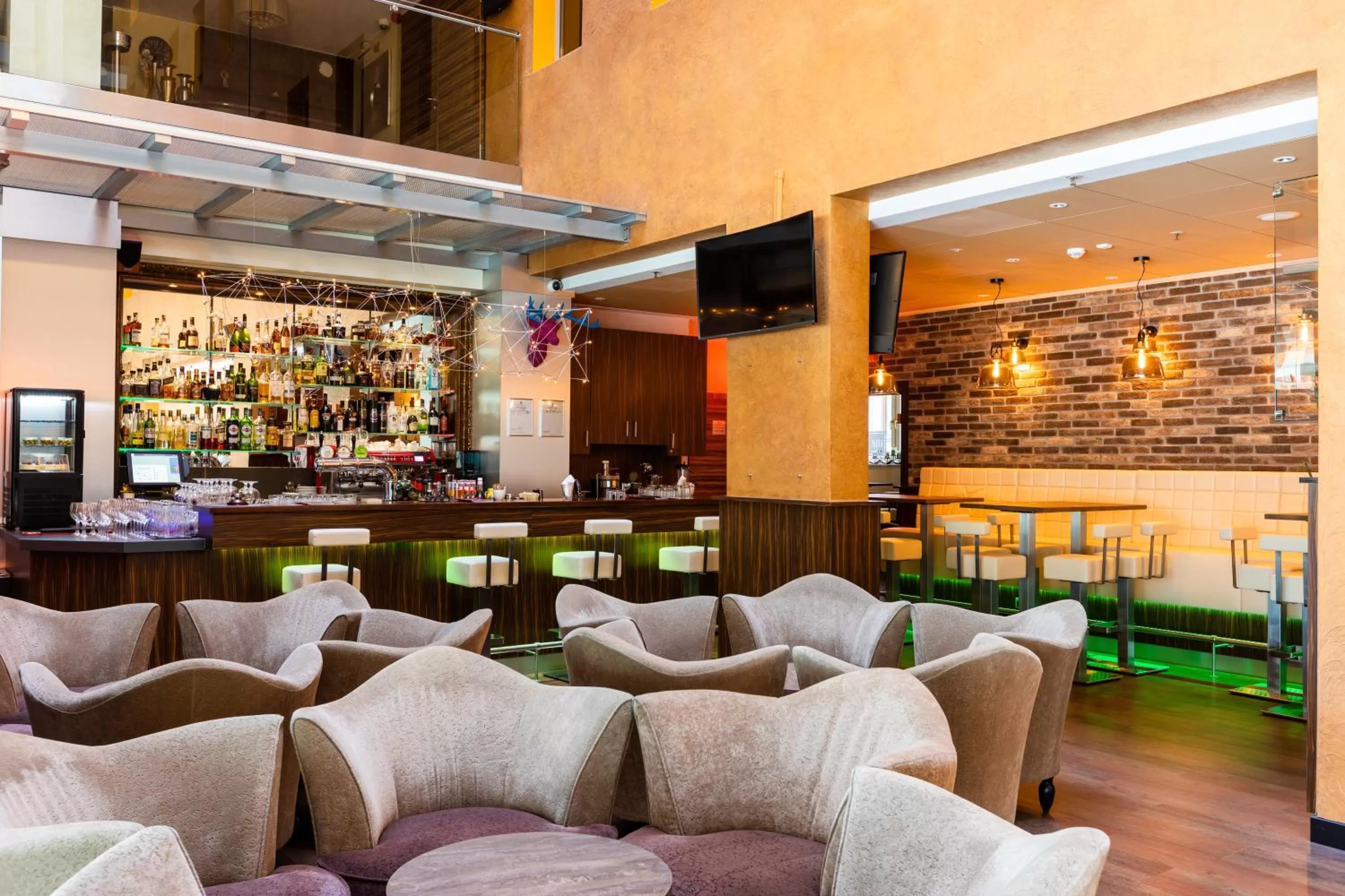 Lounge or bar in Avalon Hotel & Conferences