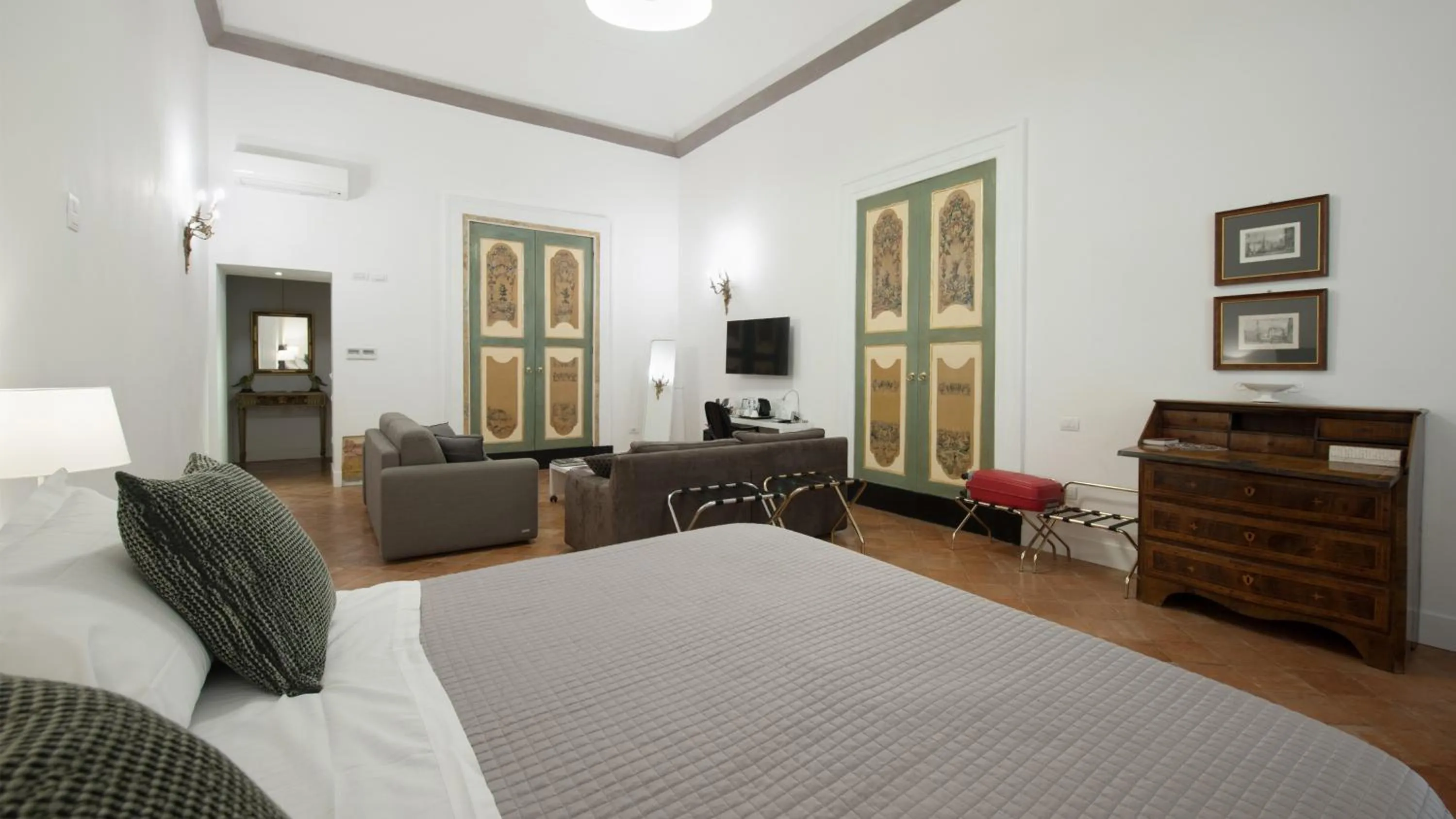 Bed in Santa Chiara Boutique Hotel