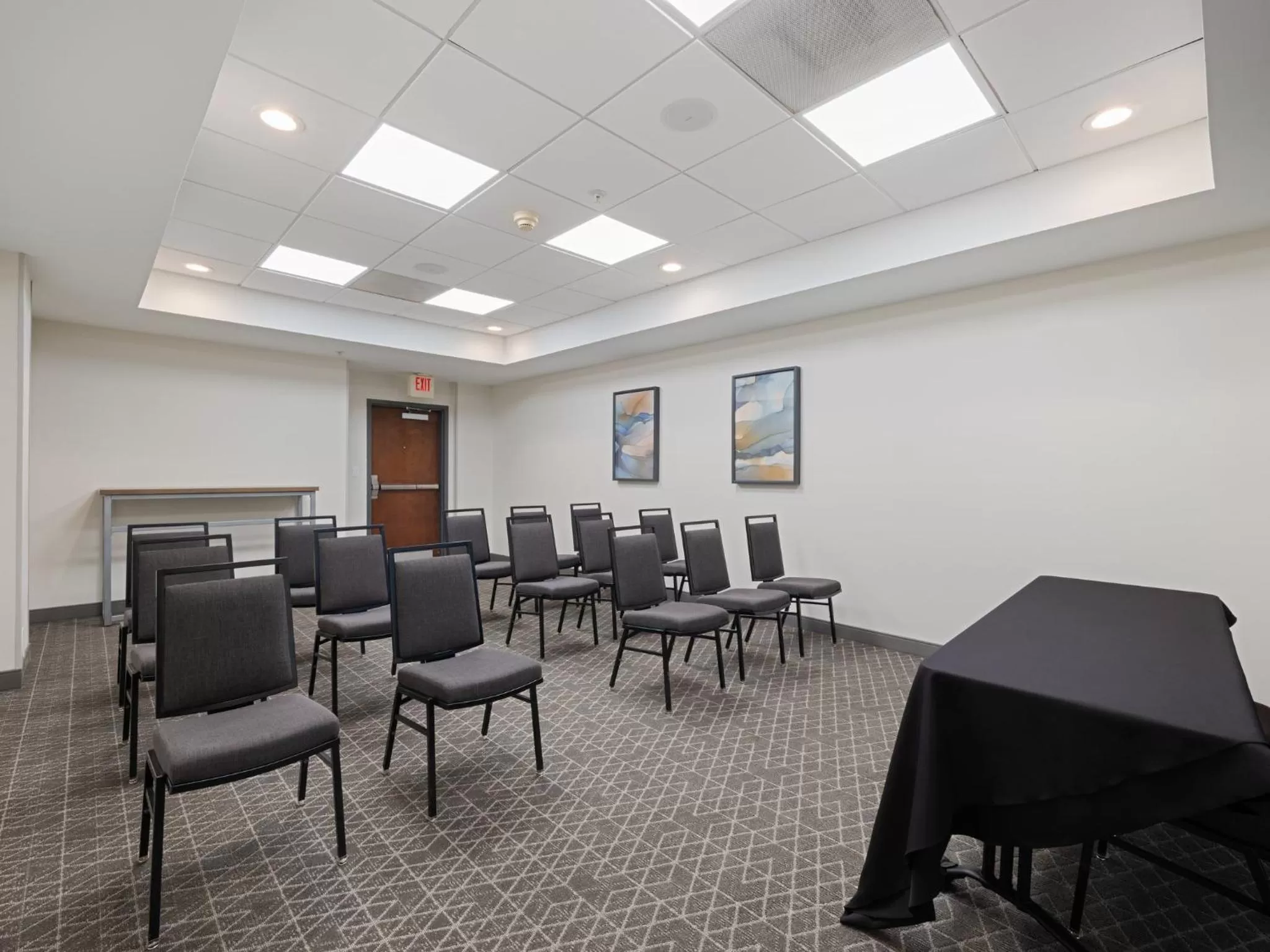 Meeting/conference room in Candlewood Suites - Birmingham - Inverness by IHG