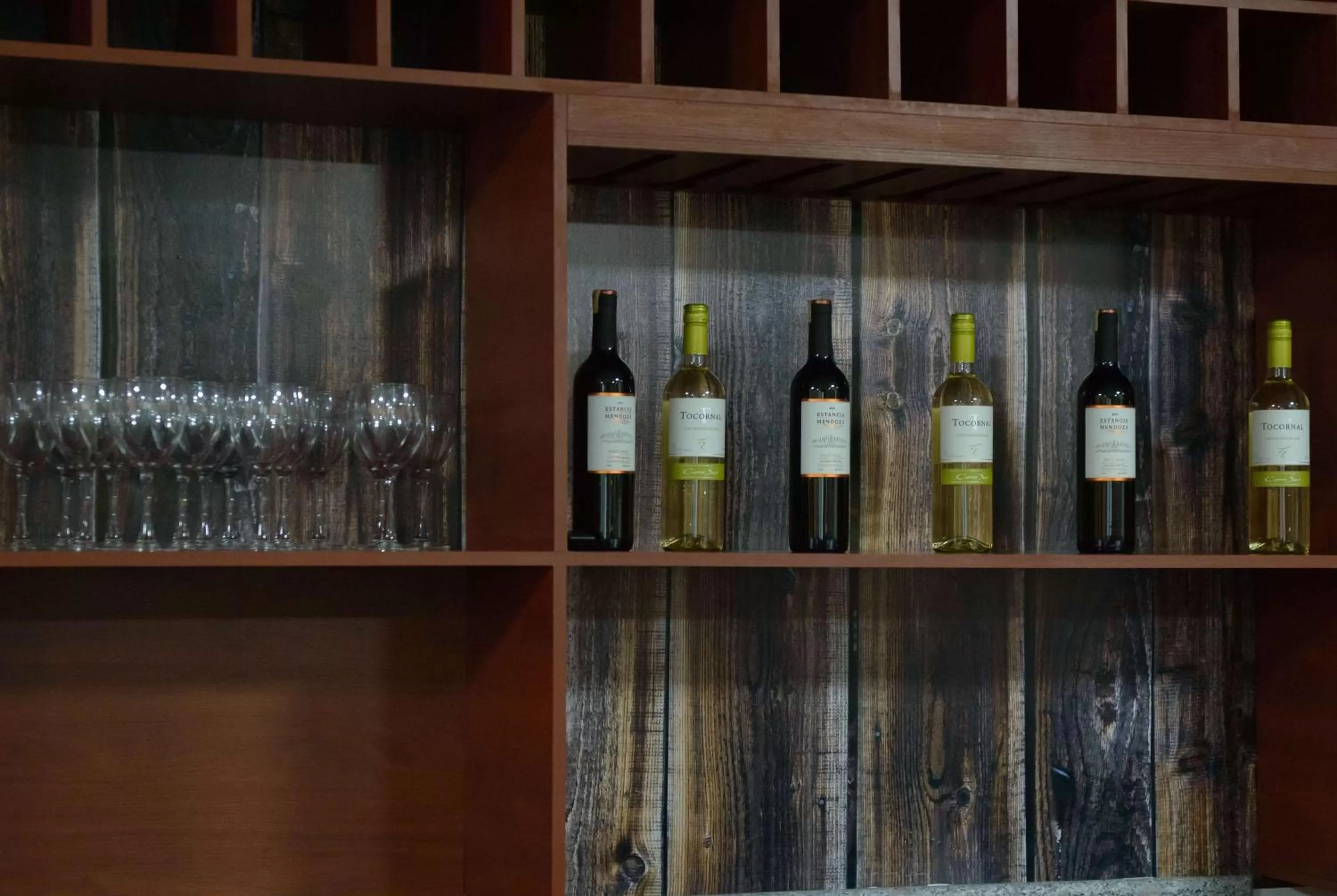 Lounge or bar in Wyndham Manta Sail Plaza Hotel and Convention Center