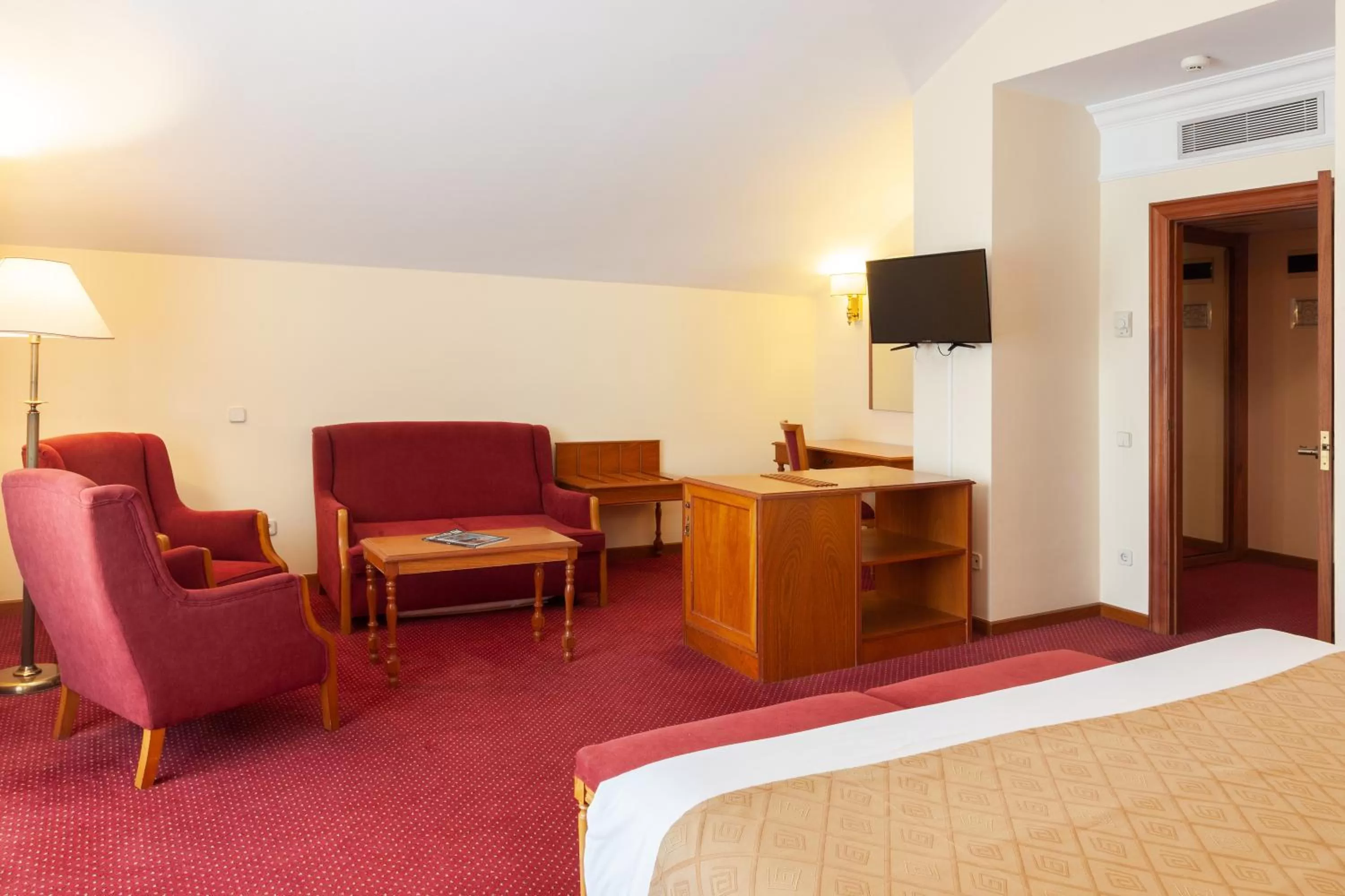 Bedroom, Bed in Hotel Hoyuela