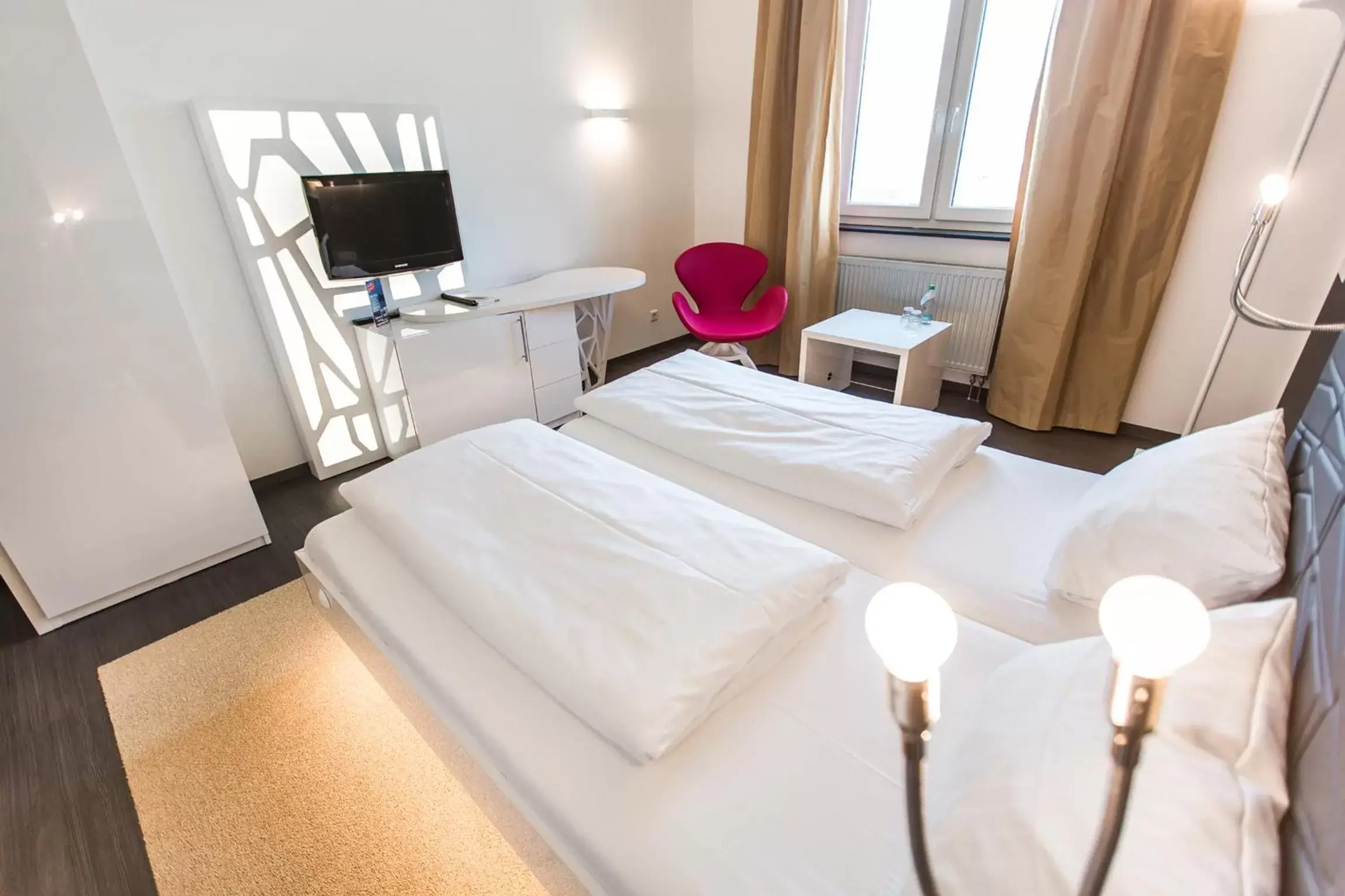 Superior Double Room - single occupancy in Hotel Sinsheim Superior Double Room - single occupancy in Hotel Sinsheim
