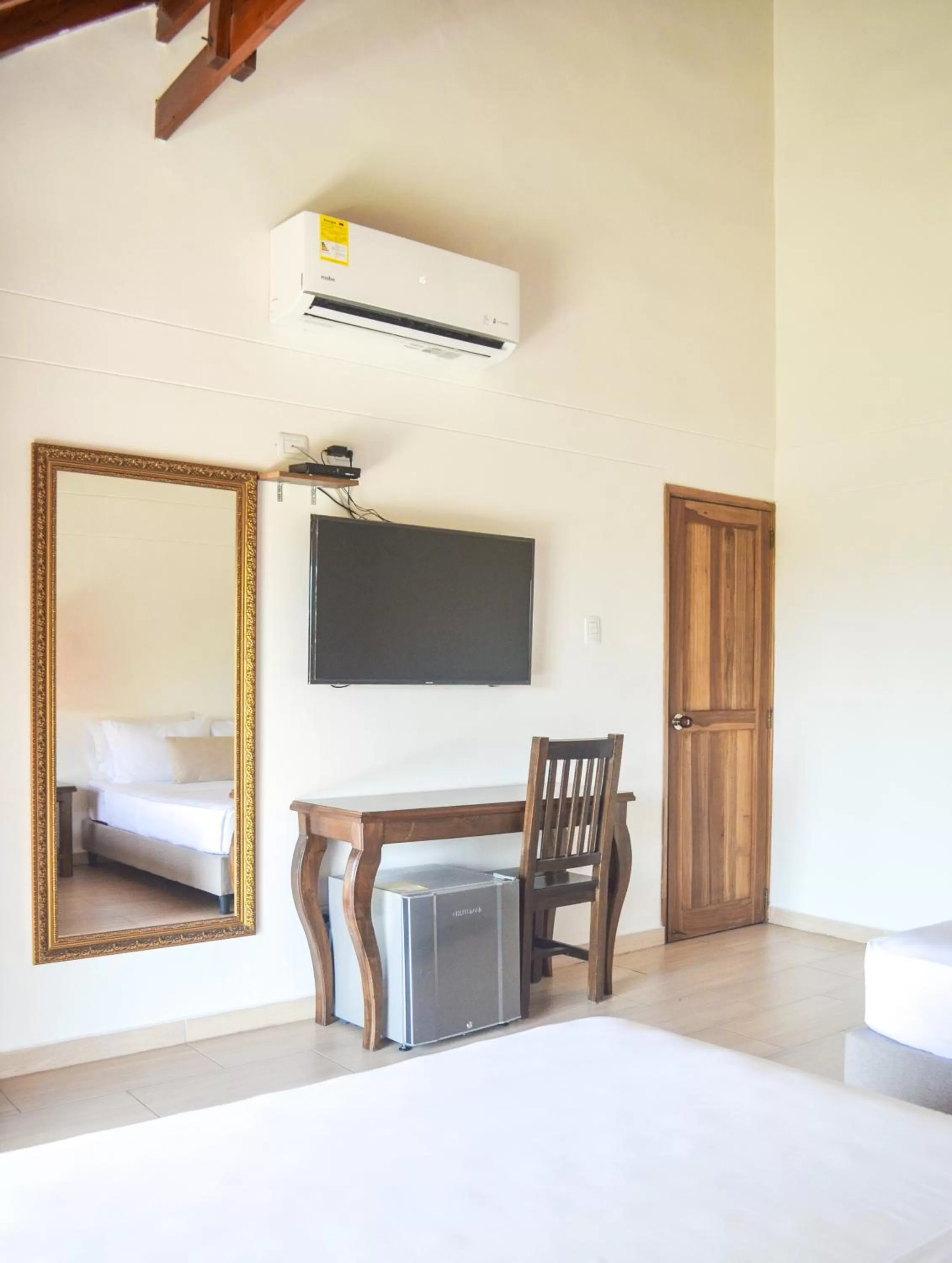 Bed in Hotel Santa Isabel