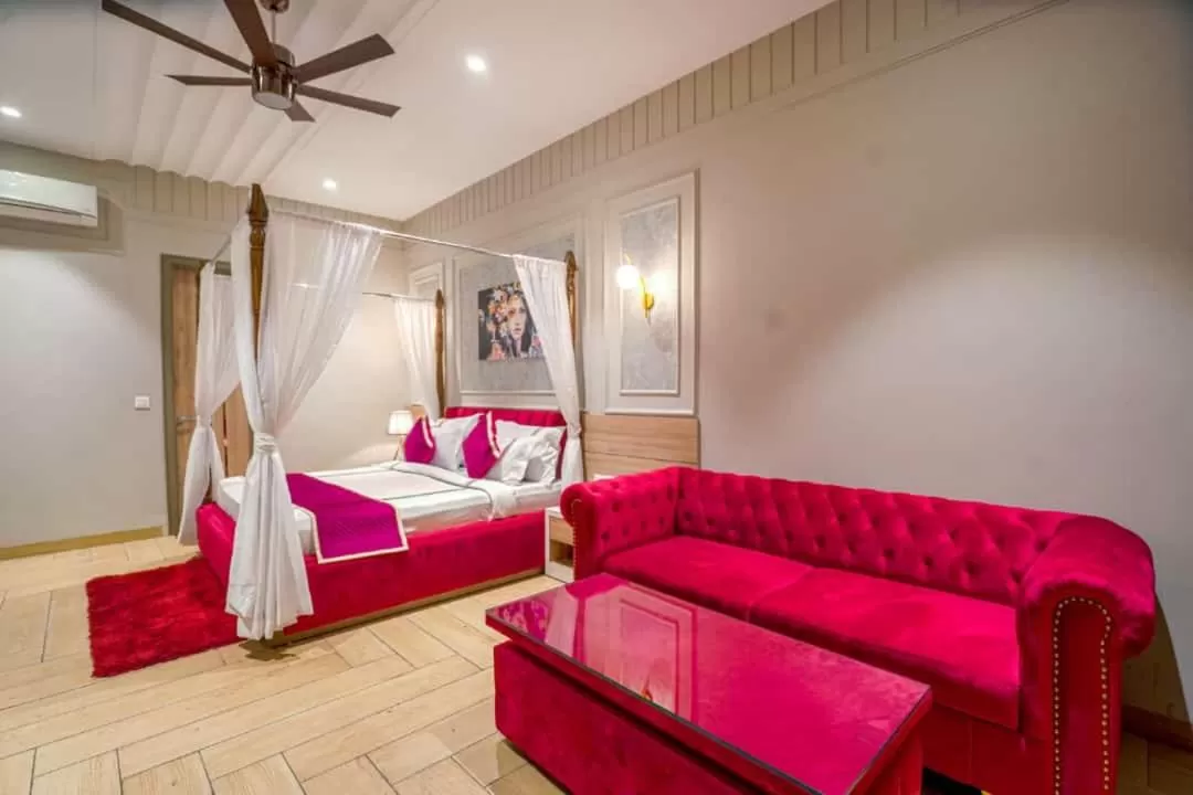 Photo of the whole room in Greenwood Villa By Levelup