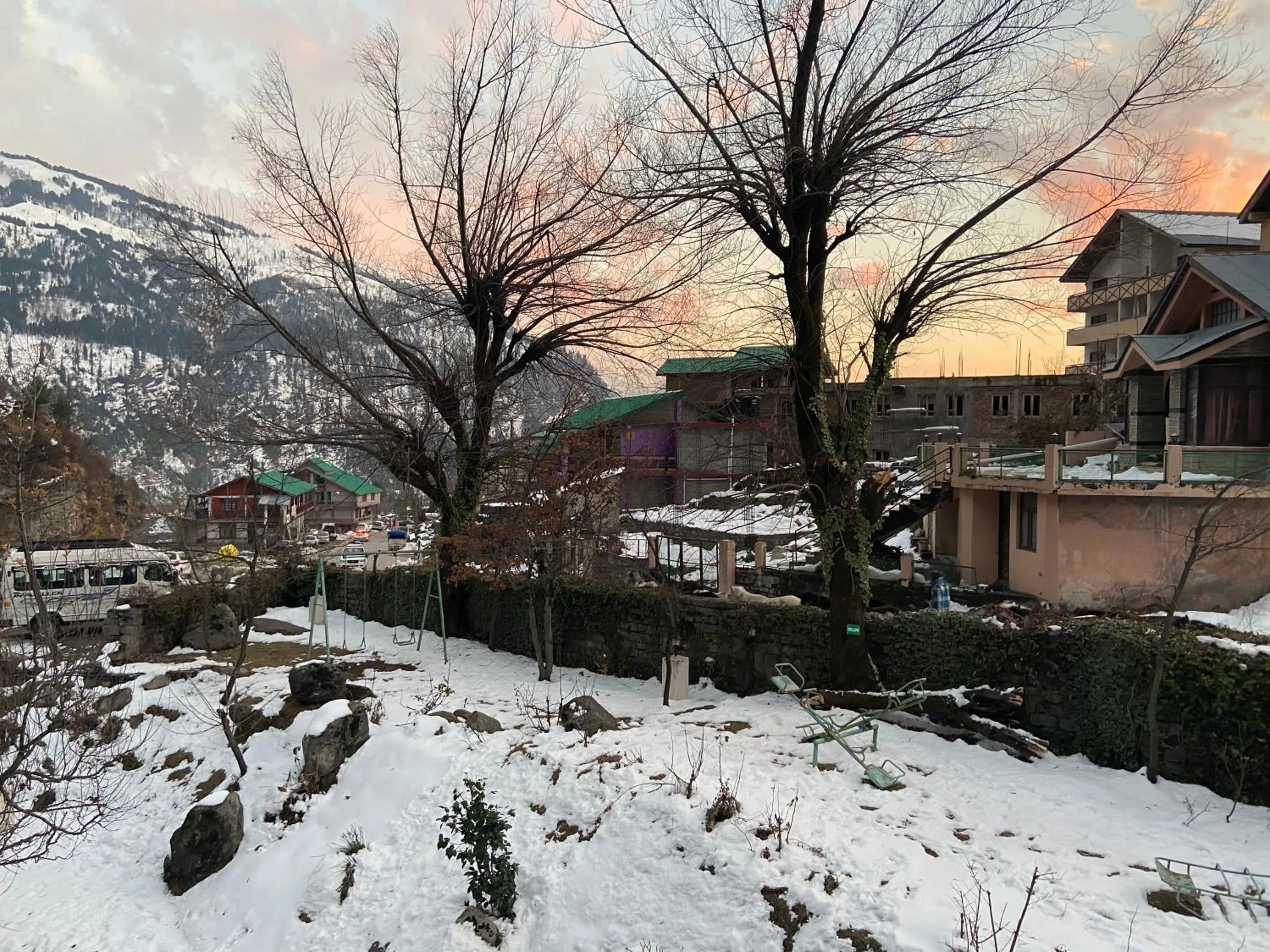 Solang Valley Resort