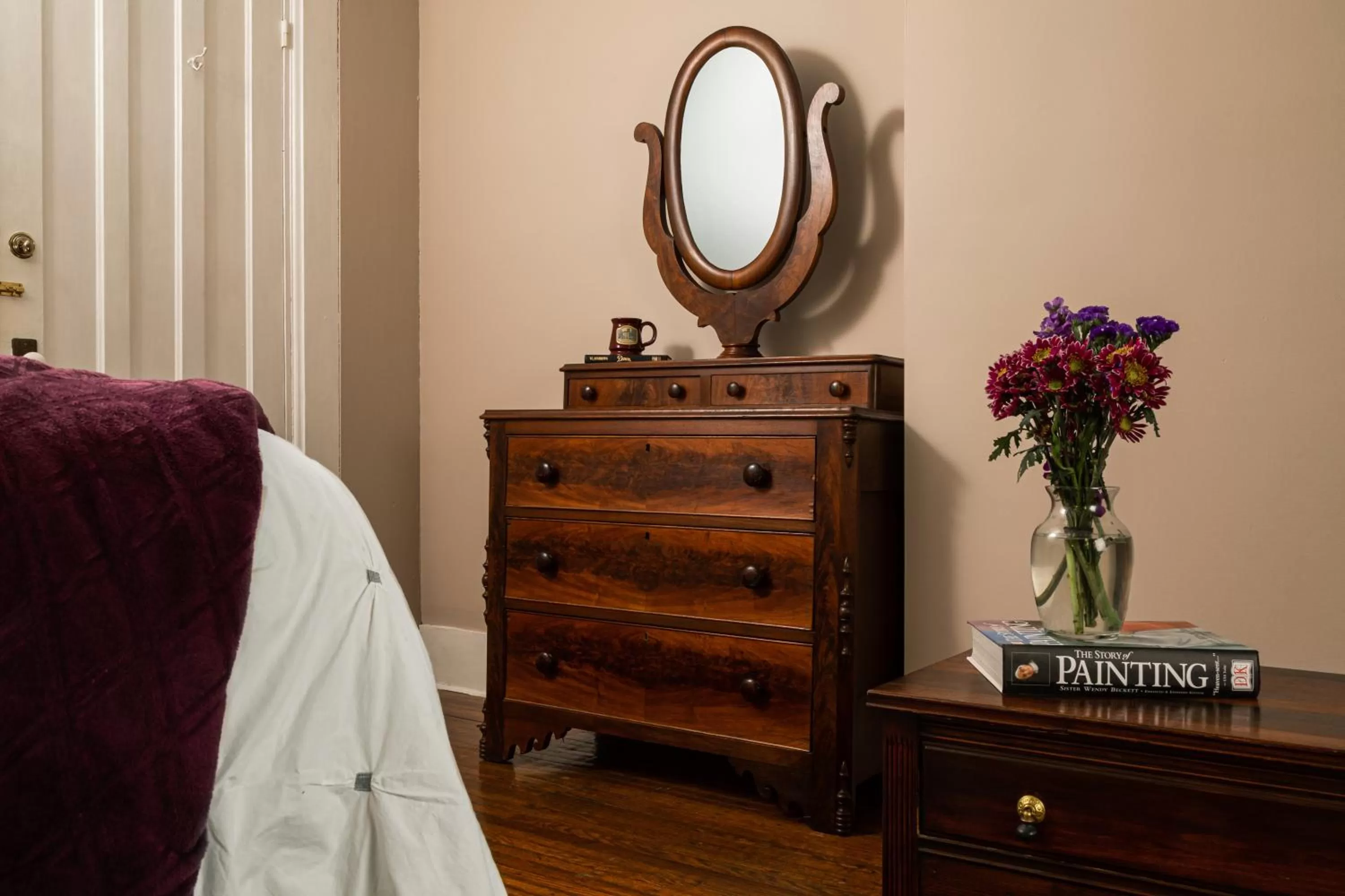 Bedroom, Bed in Rosemont Inn