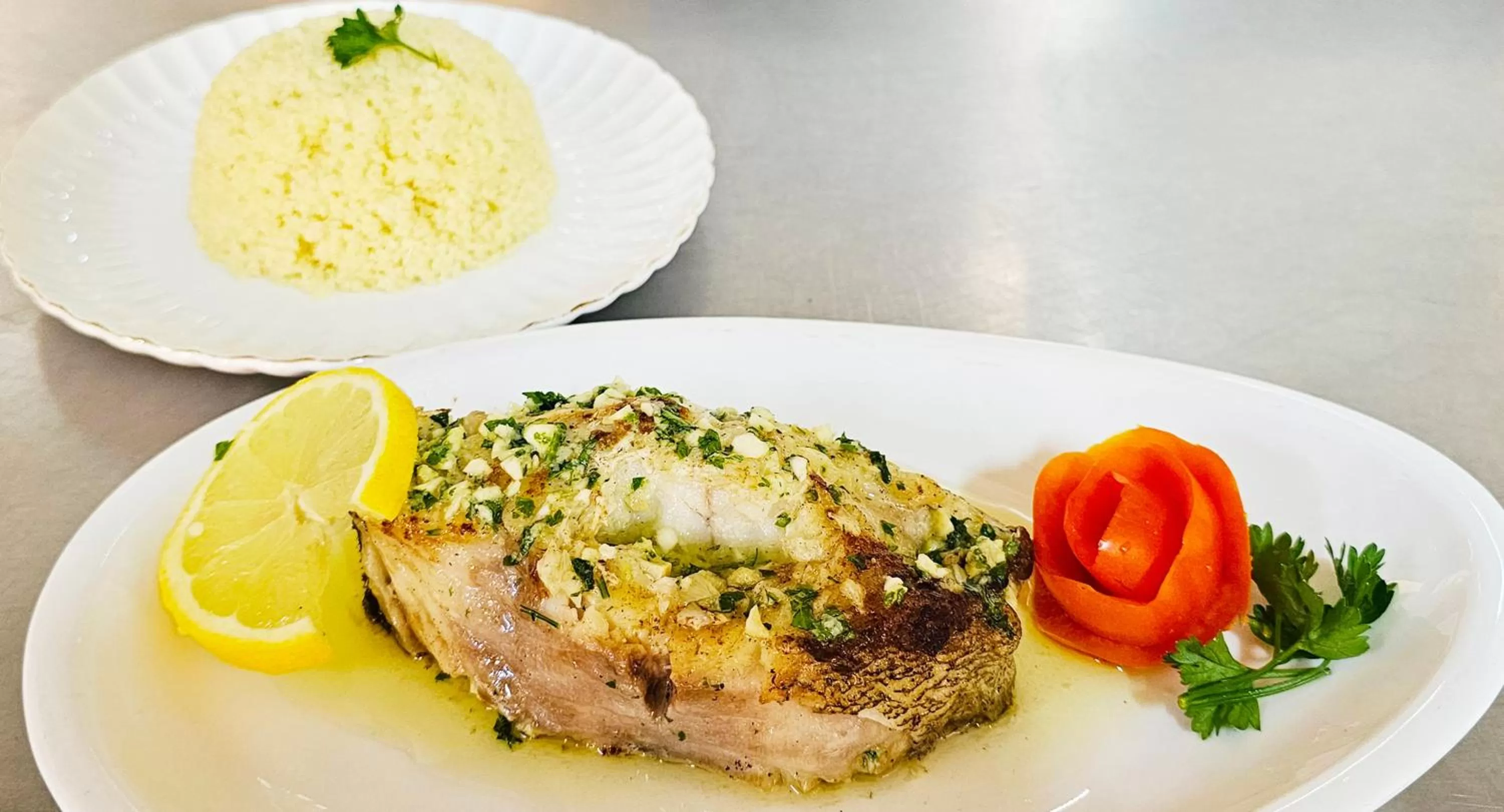 Lunch, Food in Hôtel FAMILLE MONDIALE