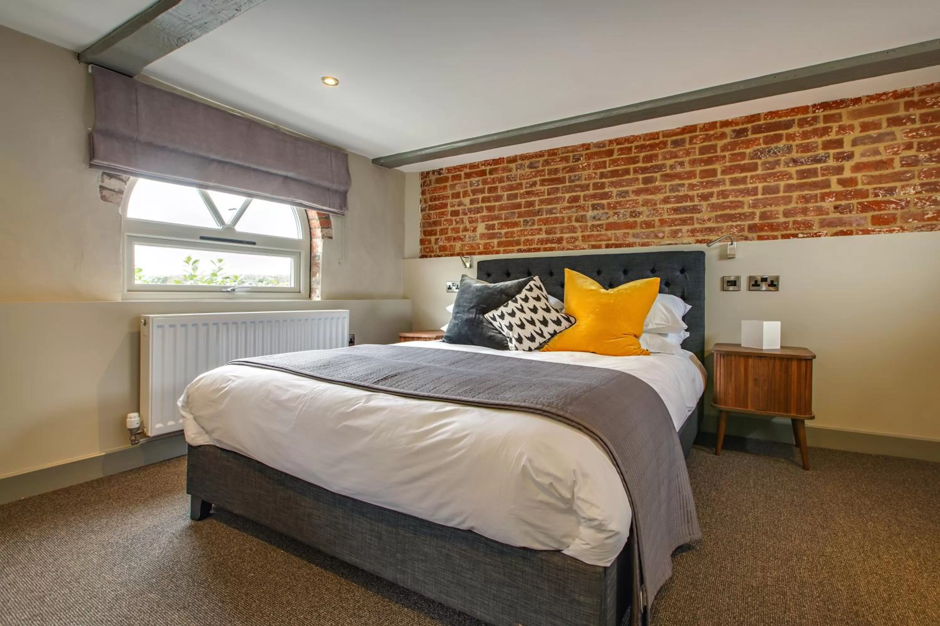 Superior King Room in The Ingham Swan