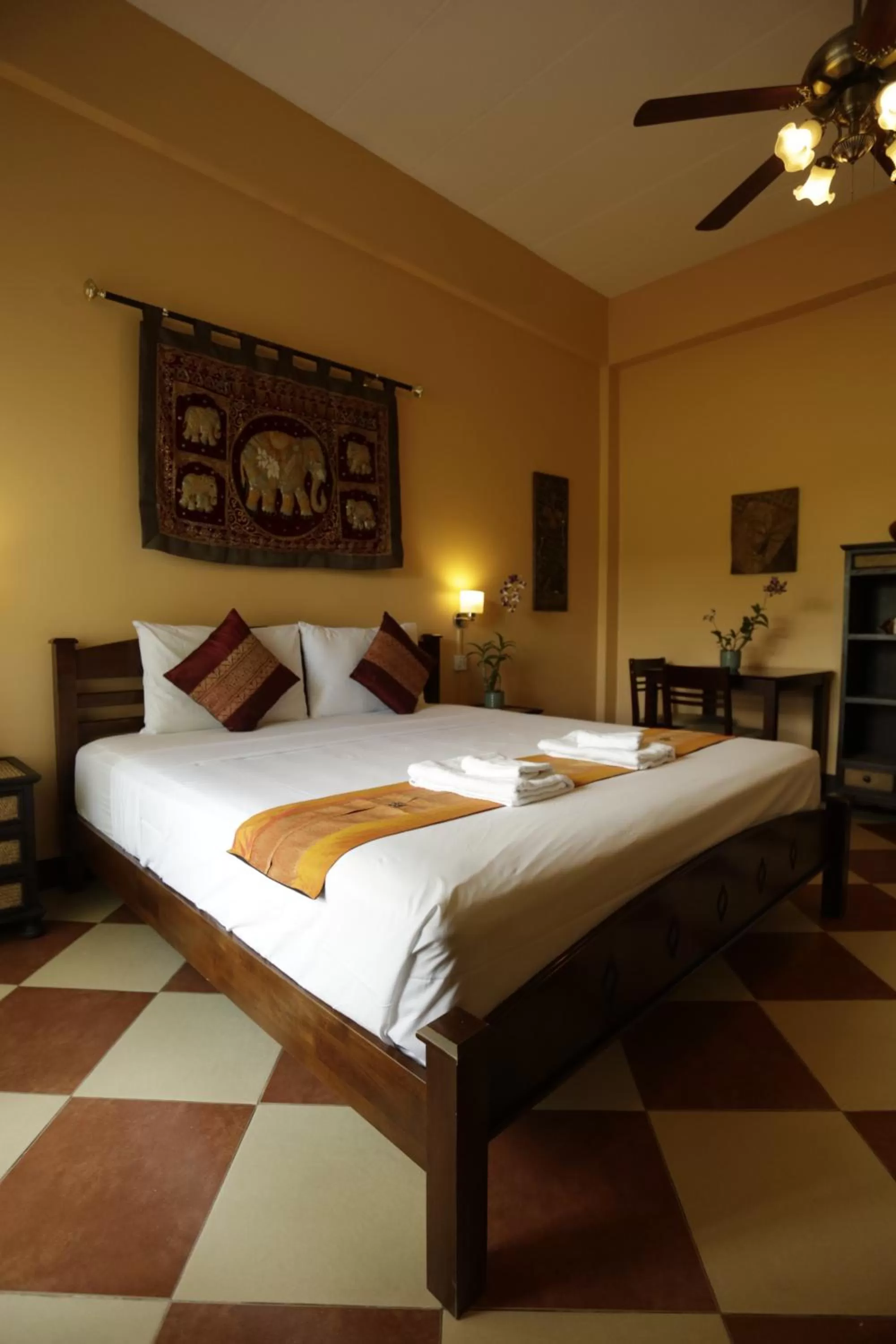 Bed in Liam's Guesthouse Adults Only