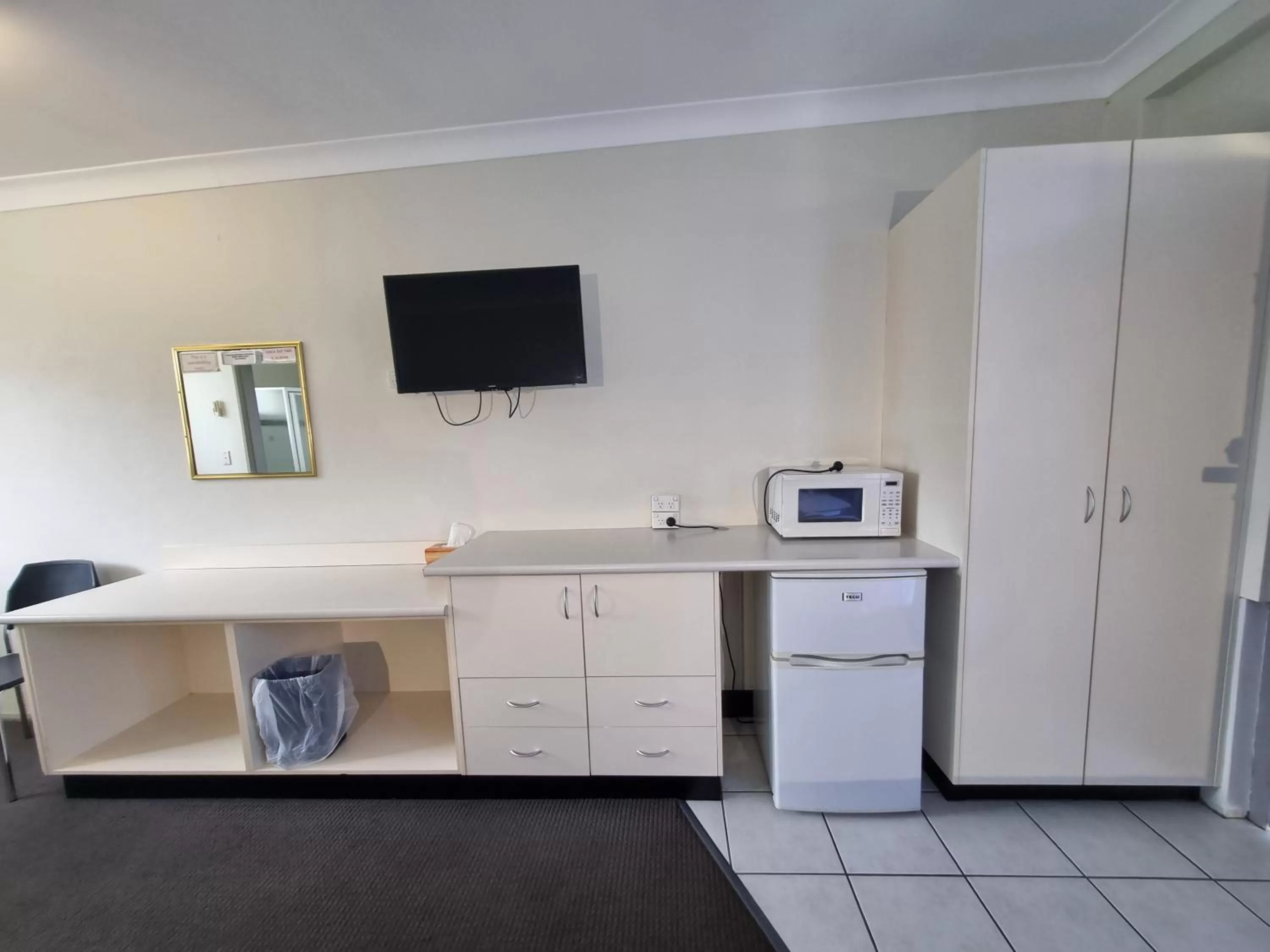 TV and multimedia in Park Drive Motel