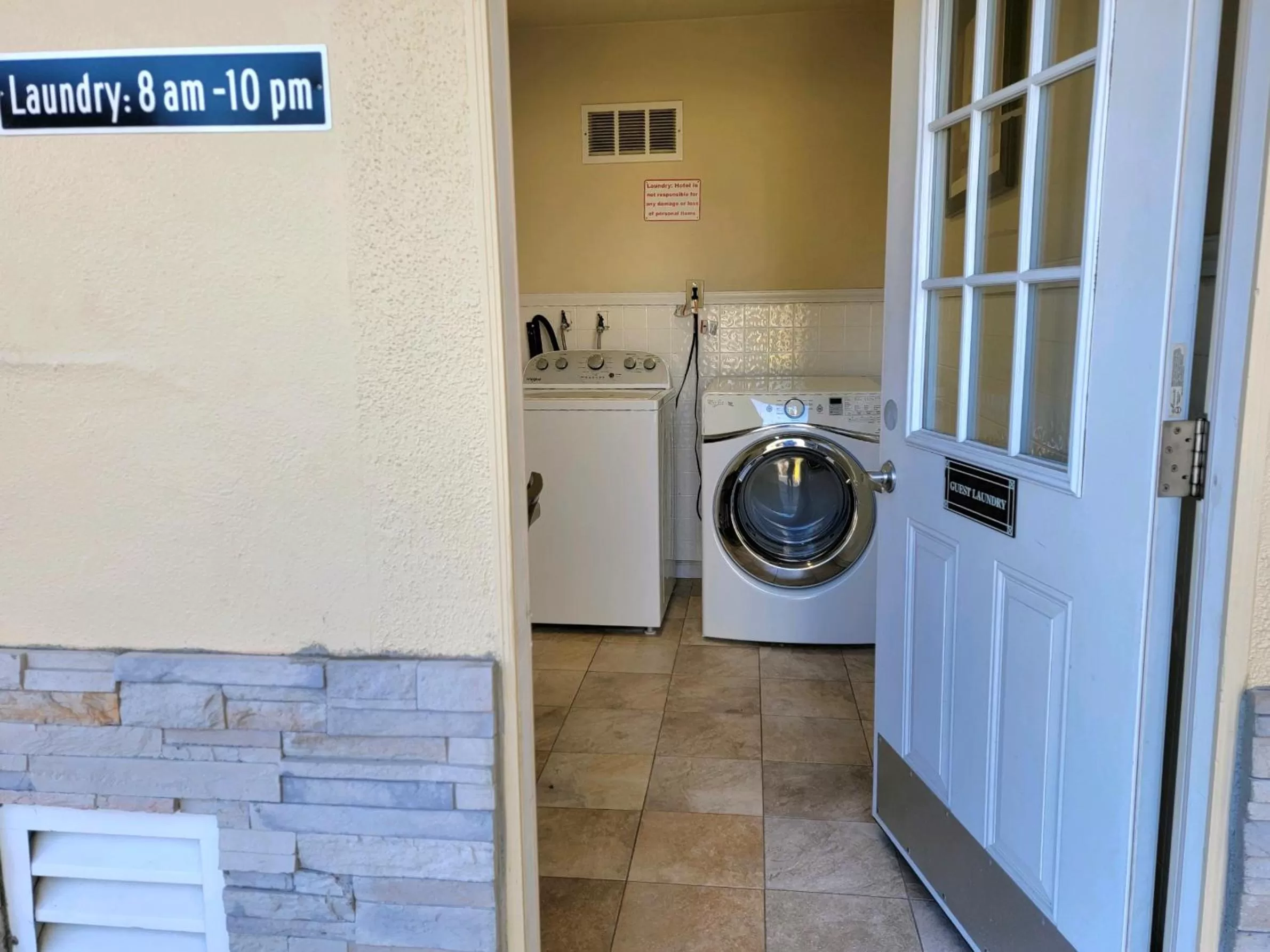 laundry in Quality Inn & Suites Anaheim at the Park