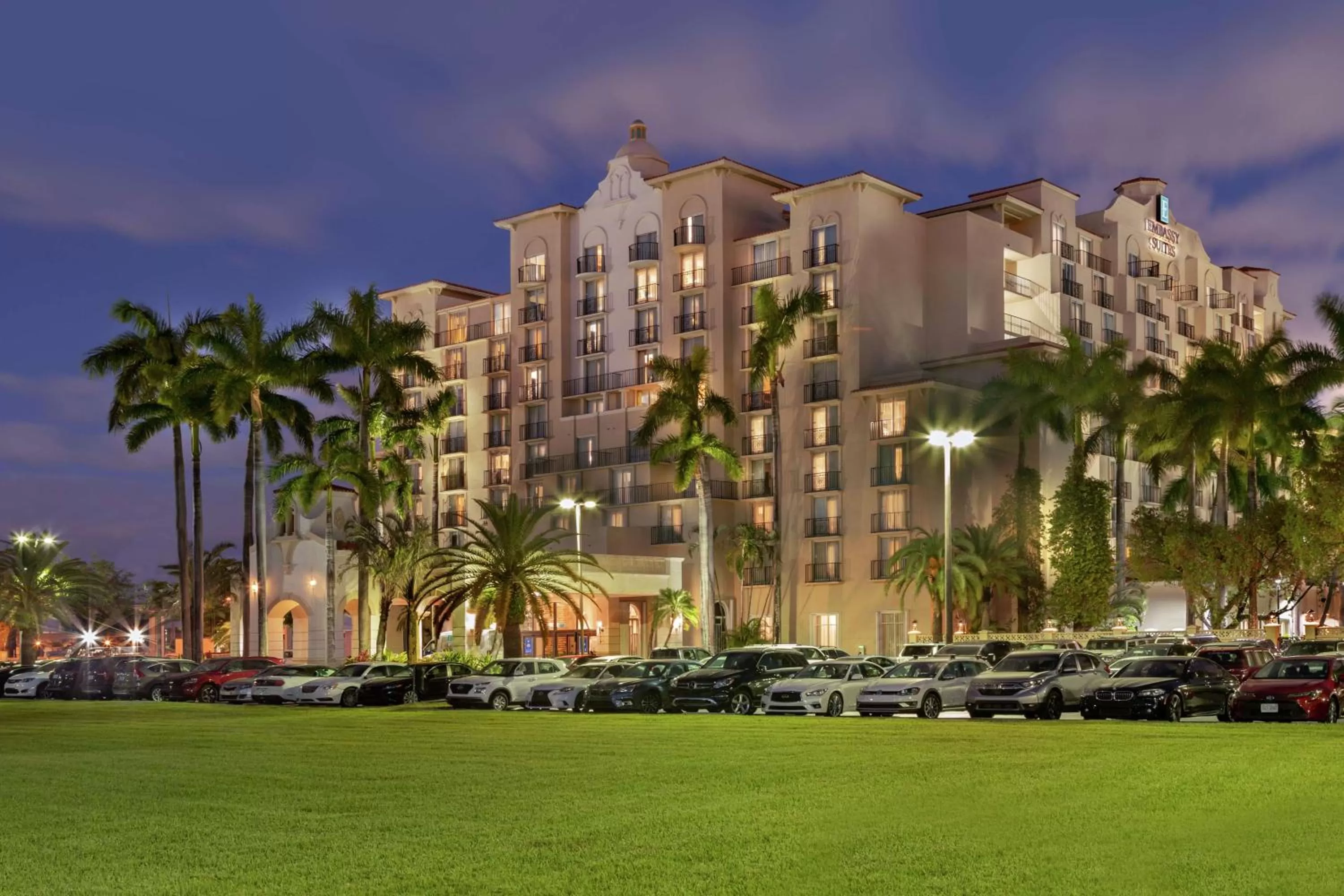Property building in Embassy Suites by Hilton Miami International Airport