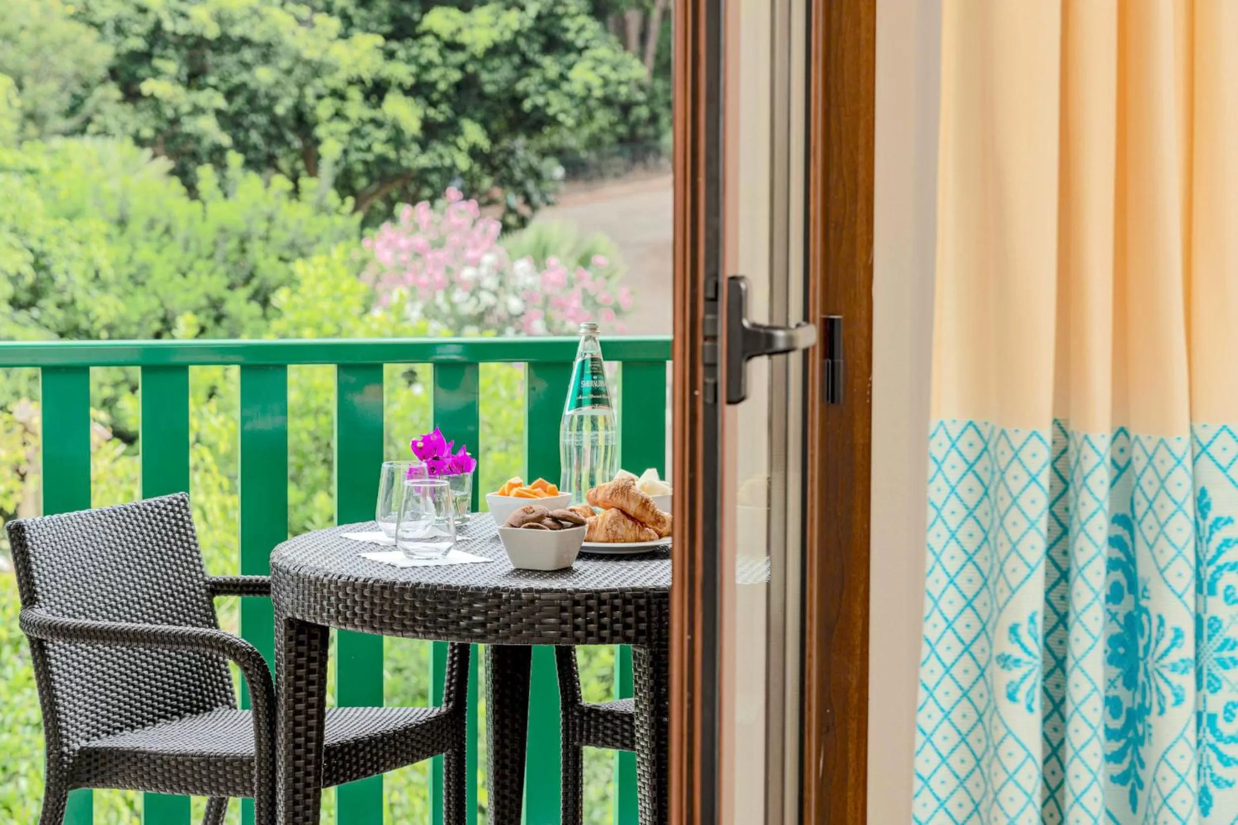 Balcony/Terrace in Hotel Dei Pini
