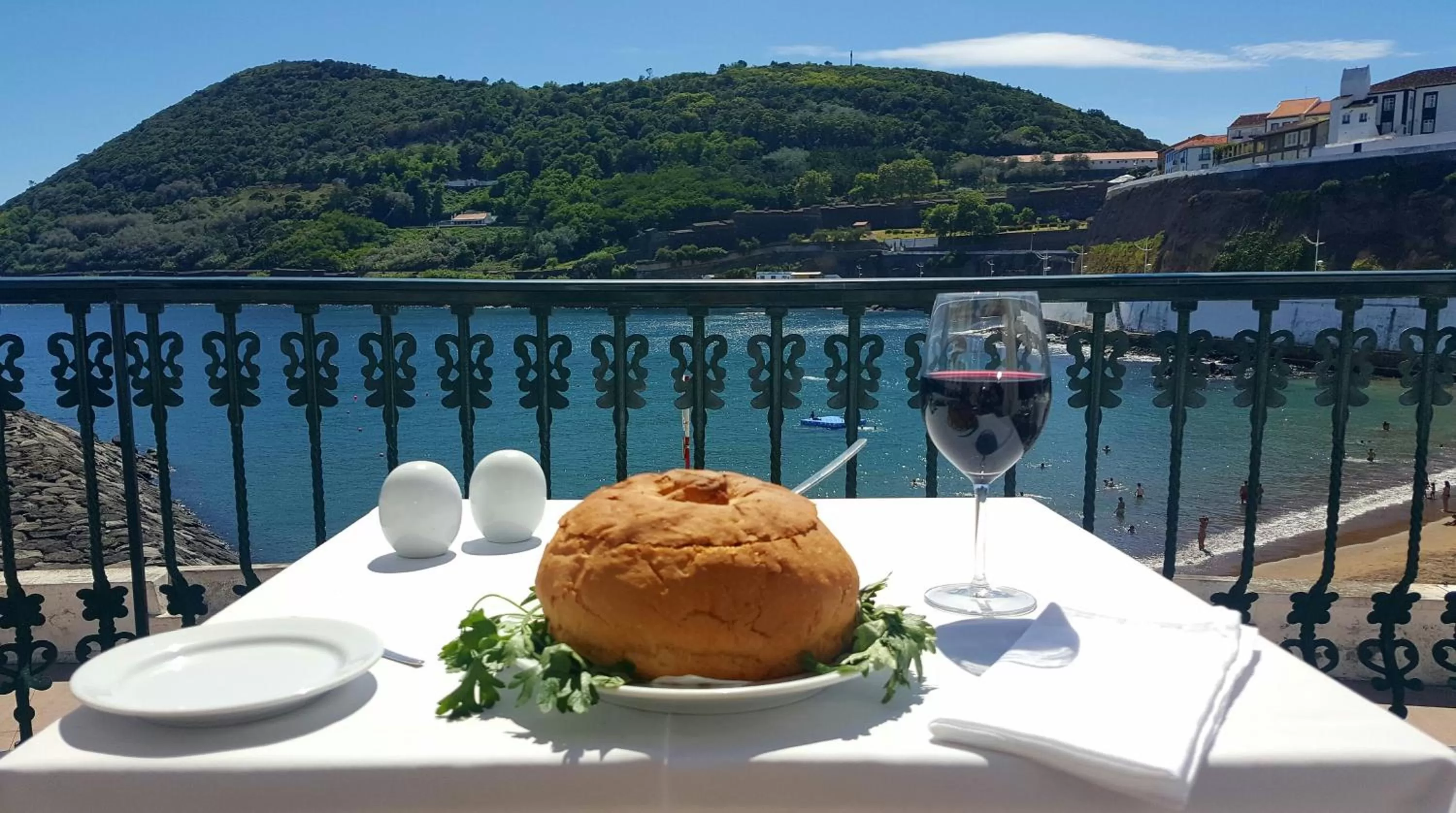 Restaurant/places to eat in Hotel Beira Mar