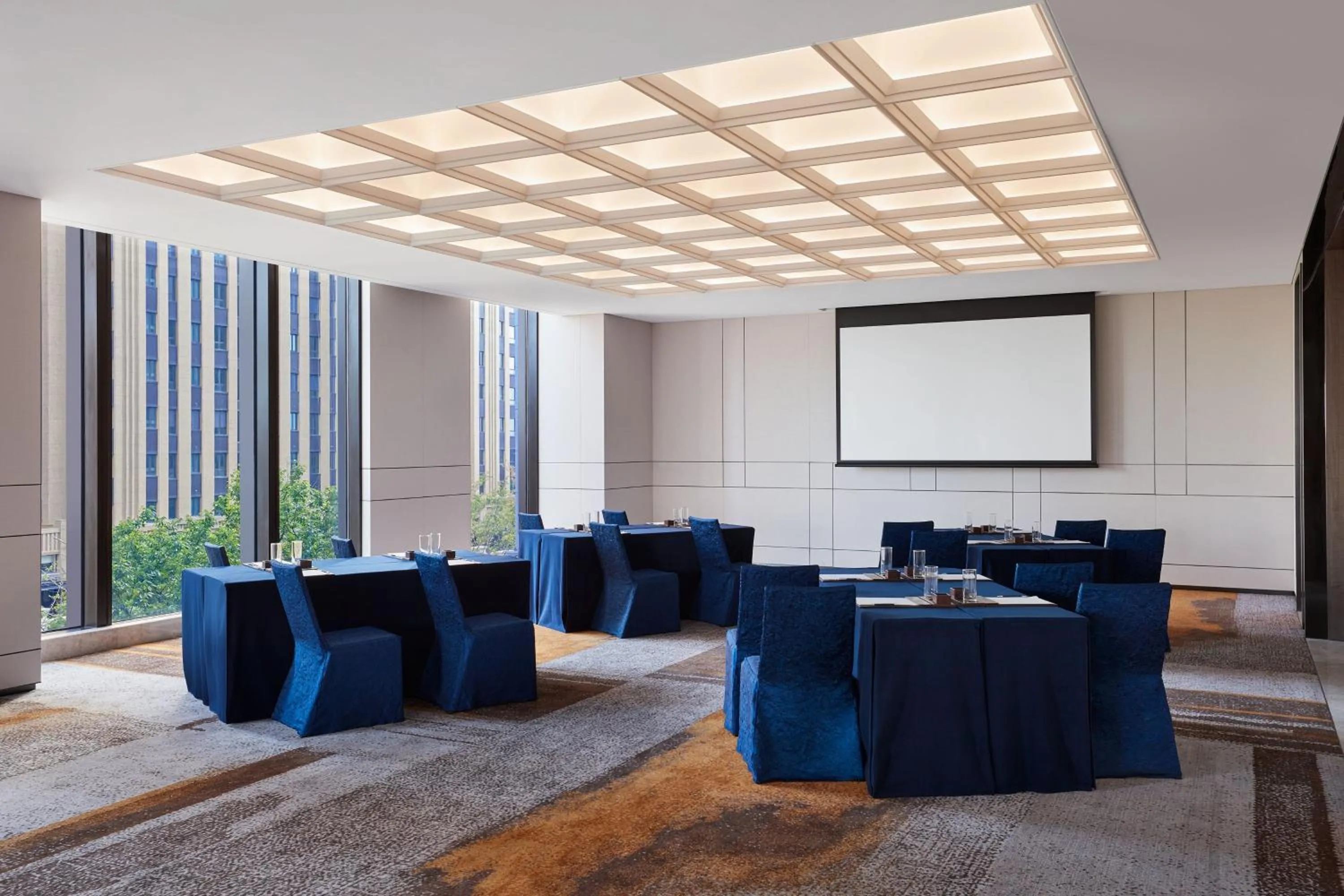 Meeting/conference room in Sheraton Shanghai Fengxian