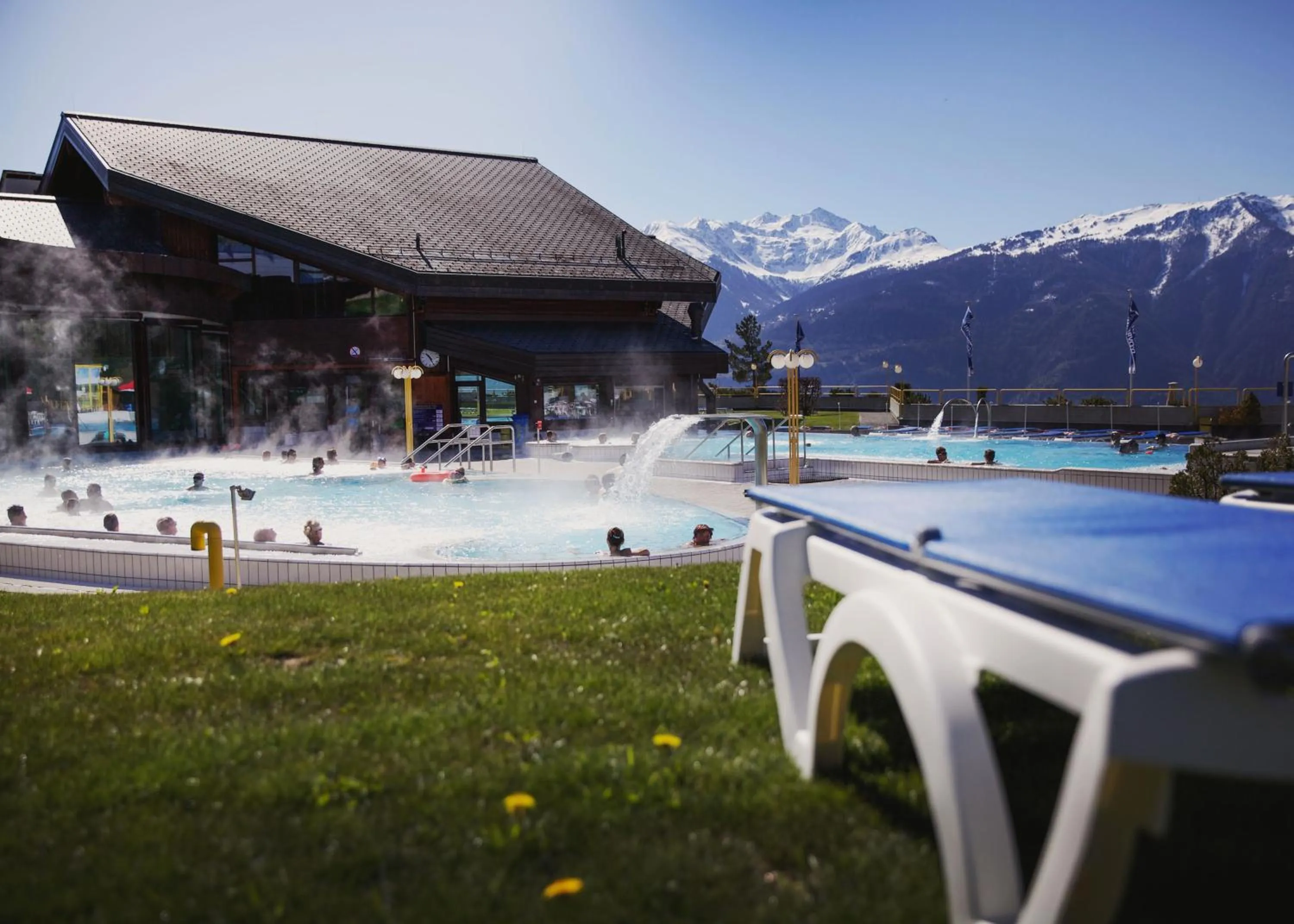 Spring in Hôtel Les Bains d'Ovronnaz