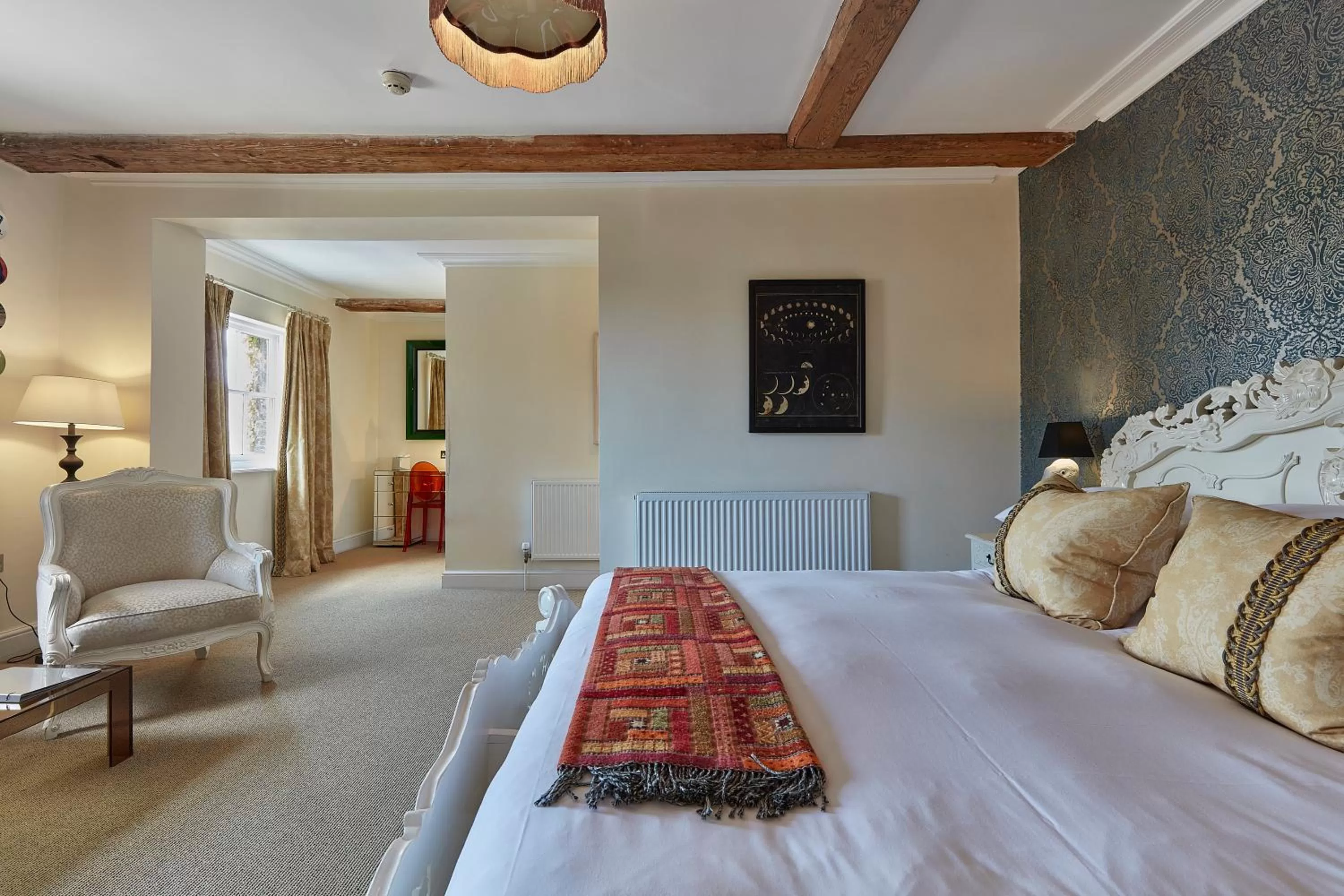 Bedroom, Bed in Angel Hotel