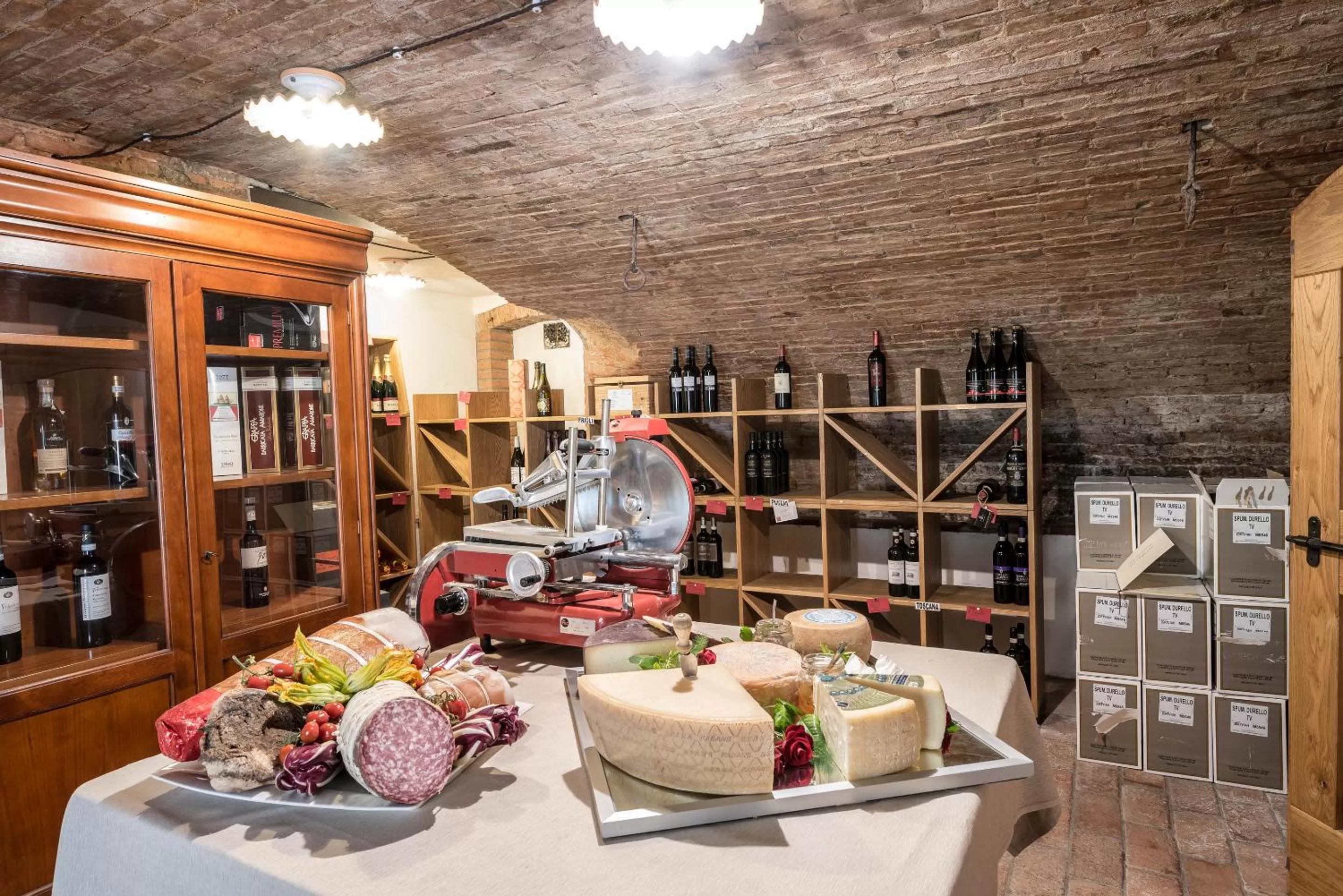 Restaurant/places to eat in Hotel Villa Malaspina