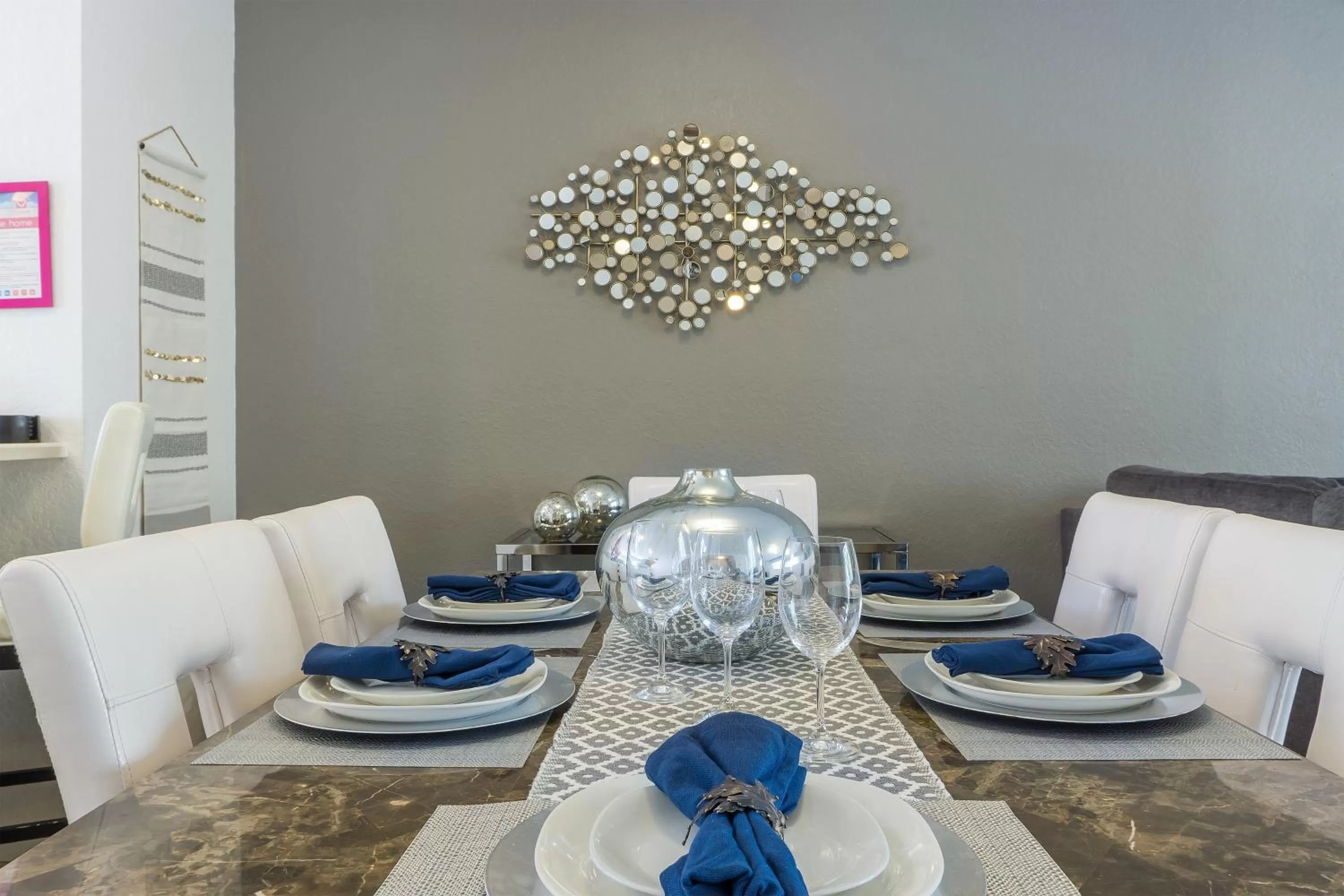 Dining area in Orlando Escape