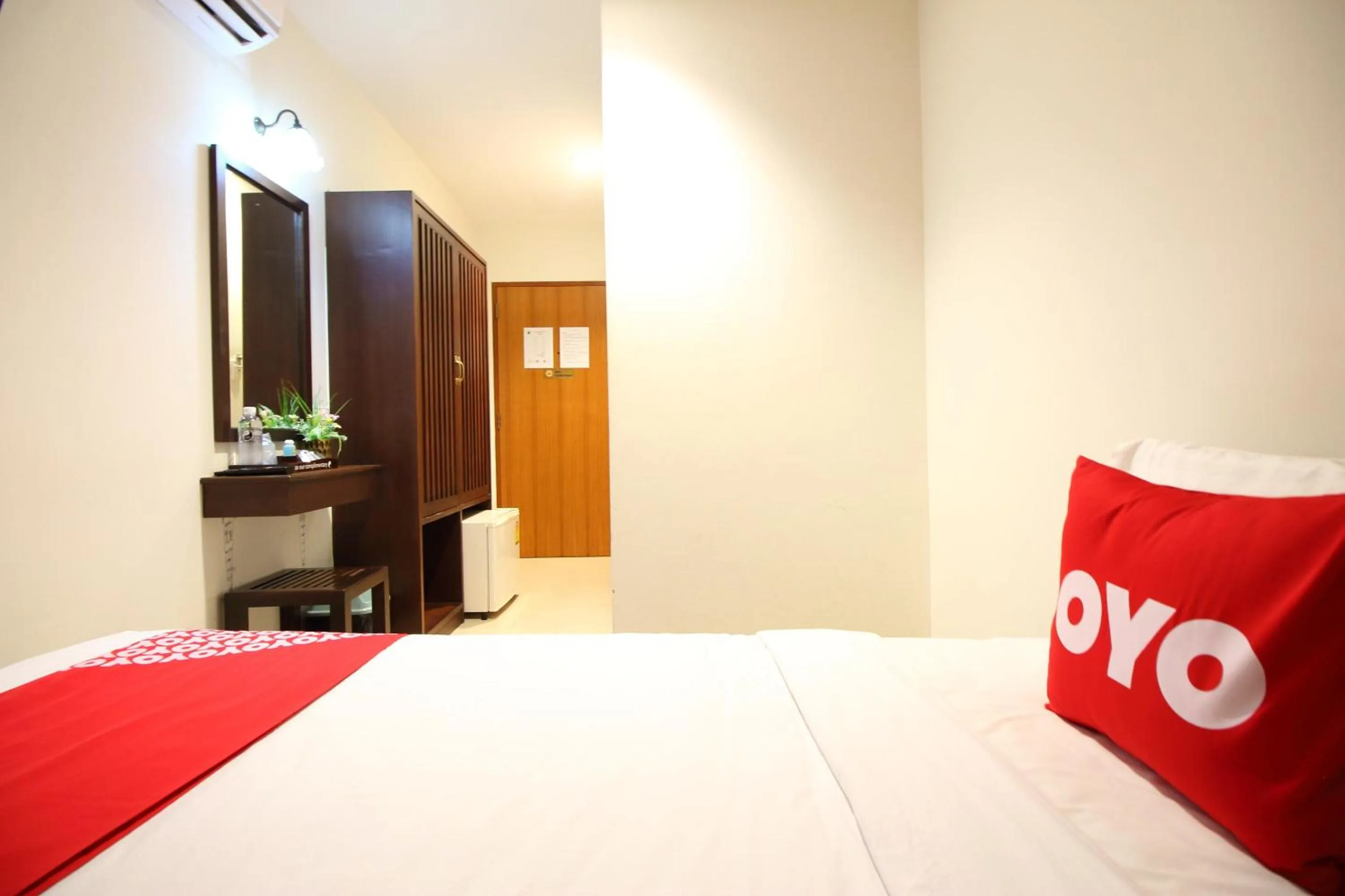 Bedroom, Room Photo in Pannee Residence @ Dinsor