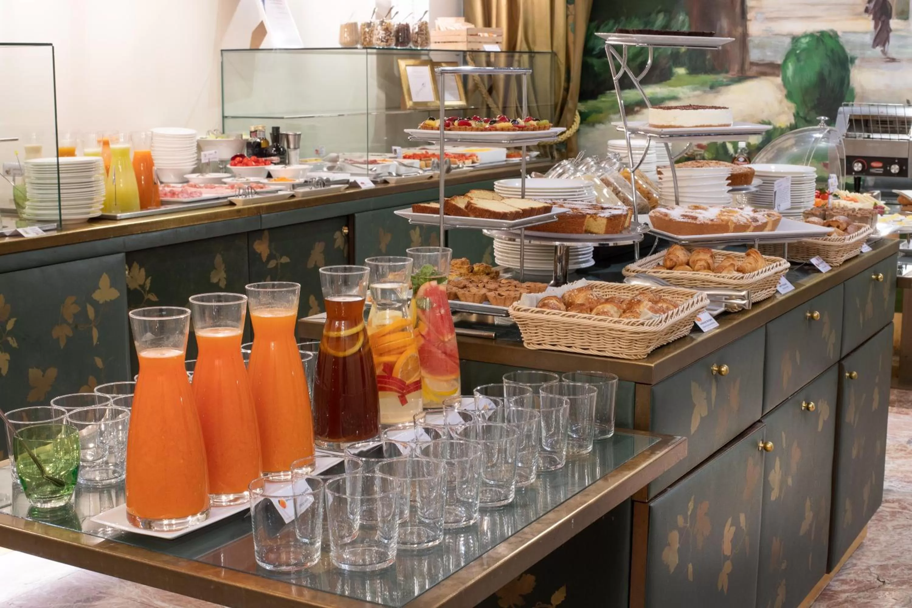 Breakfast in Papadopoli Hotel Venezia - MGallery Collection