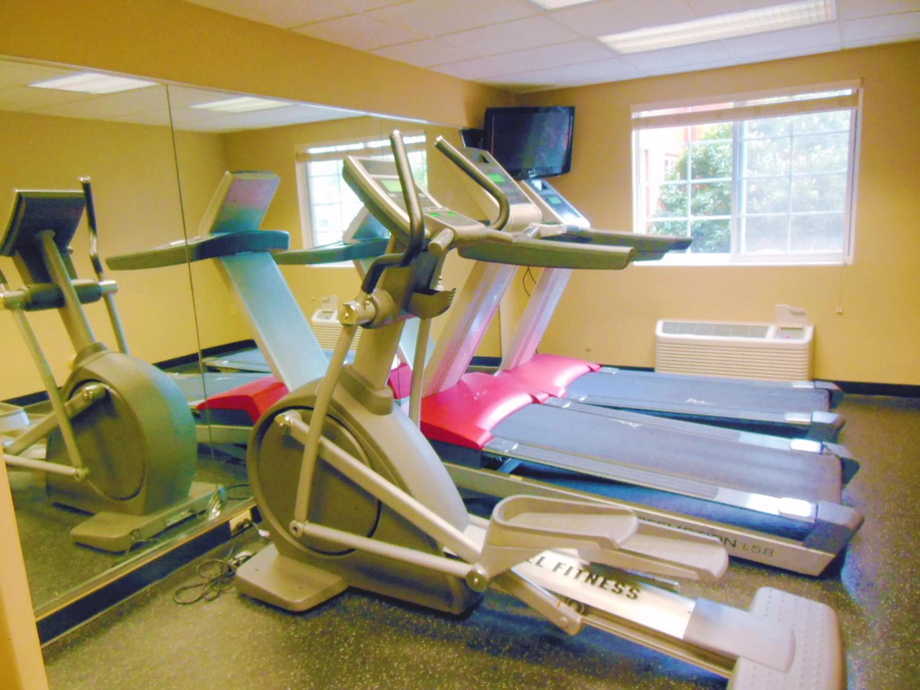Fitness centre/facilities in Extended Stay America Suites - Secaucus - New York City Area