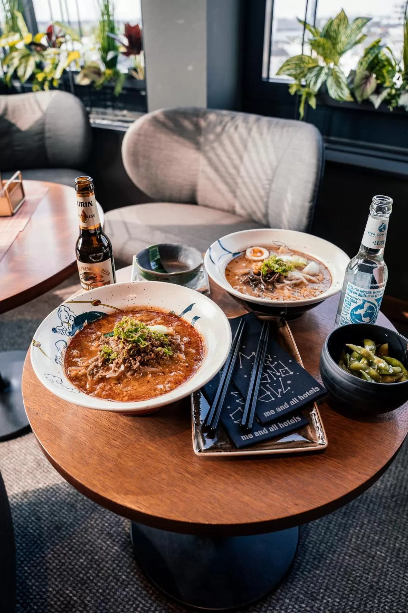 Food and drinks in Me and All Hotel Dusseldorf, by Hyatt