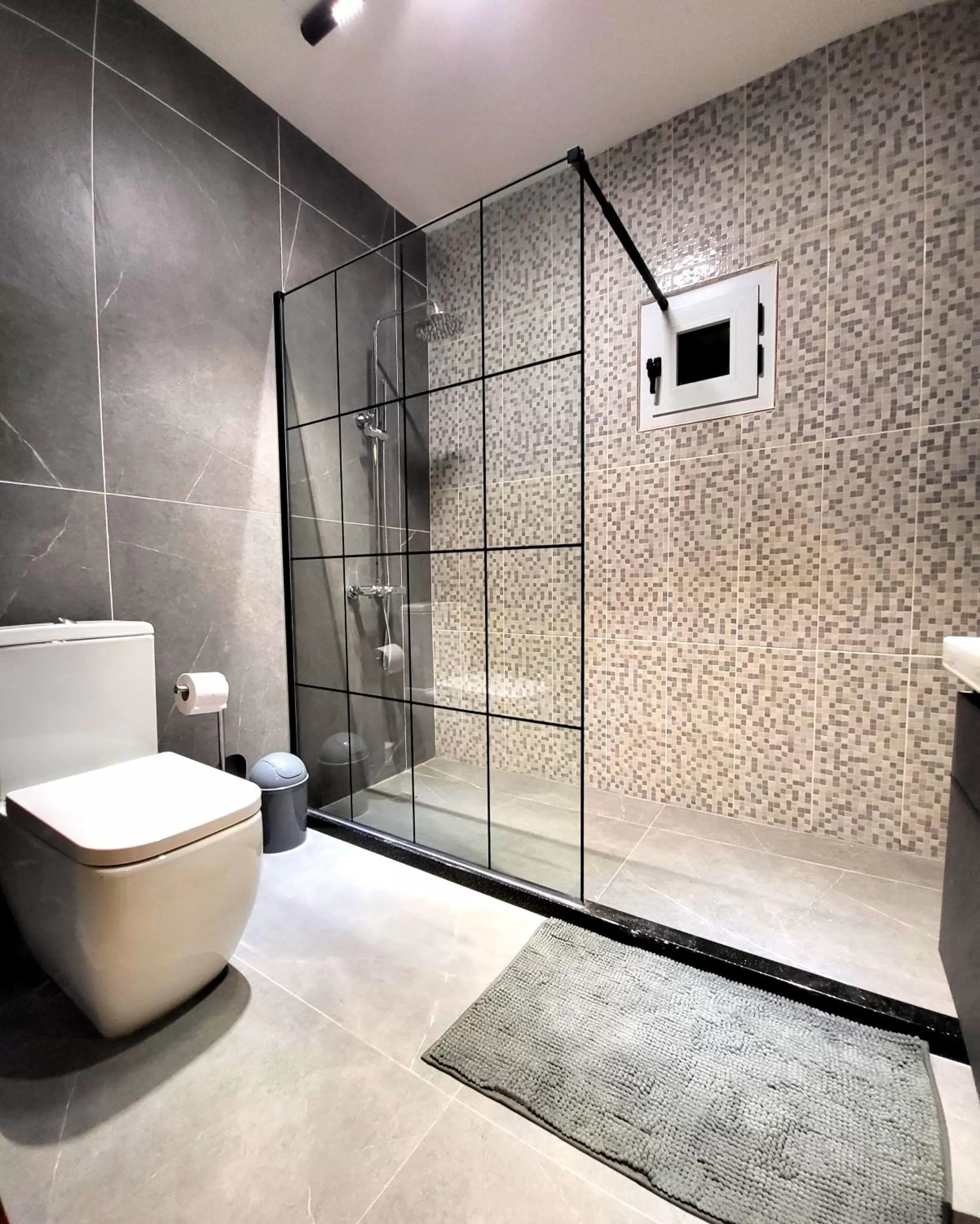 Bathroom in Montecito Apartments