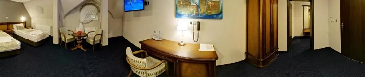Photo of the whole room in Hotel Kamienica