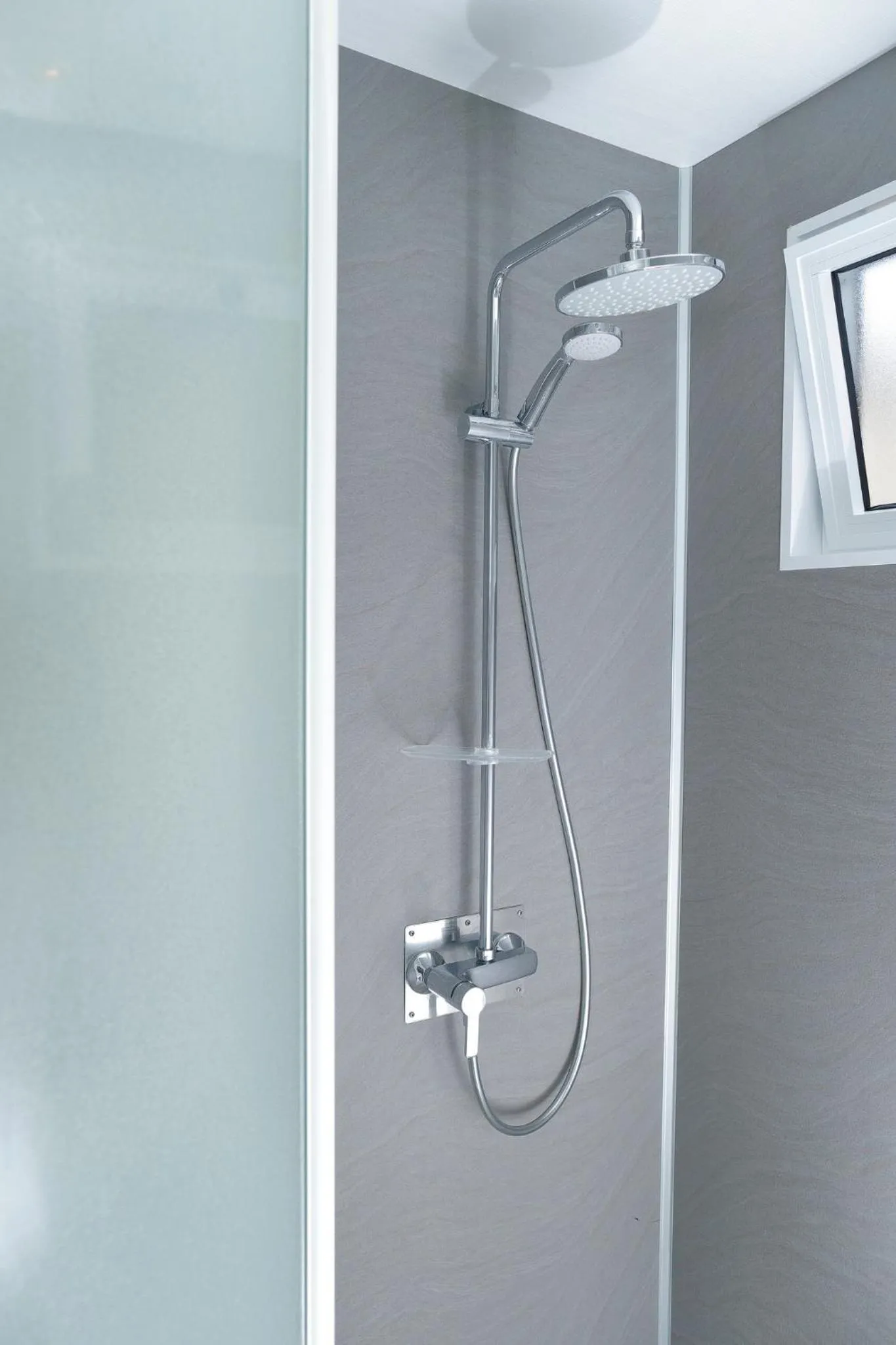 Shower in hu Roma Camping In Town