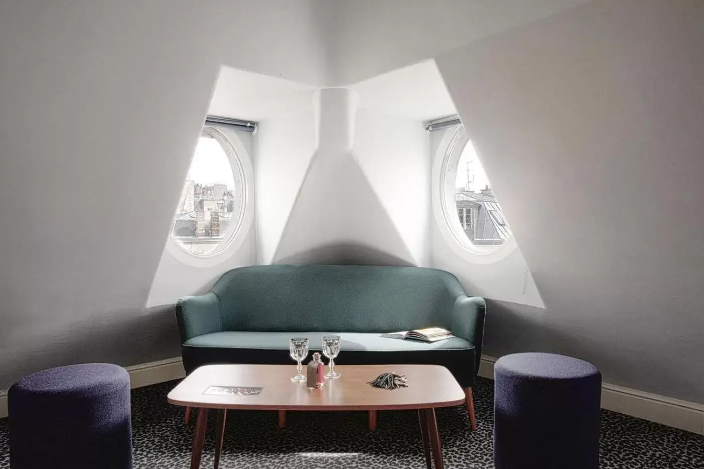 Room "Sous les Toits 59 ft² " with Montmartre View in Grand Pigalle Hotel Room "Sous les Toits 59 ft² " with Montmartre View in Grand Pigalle Hotel