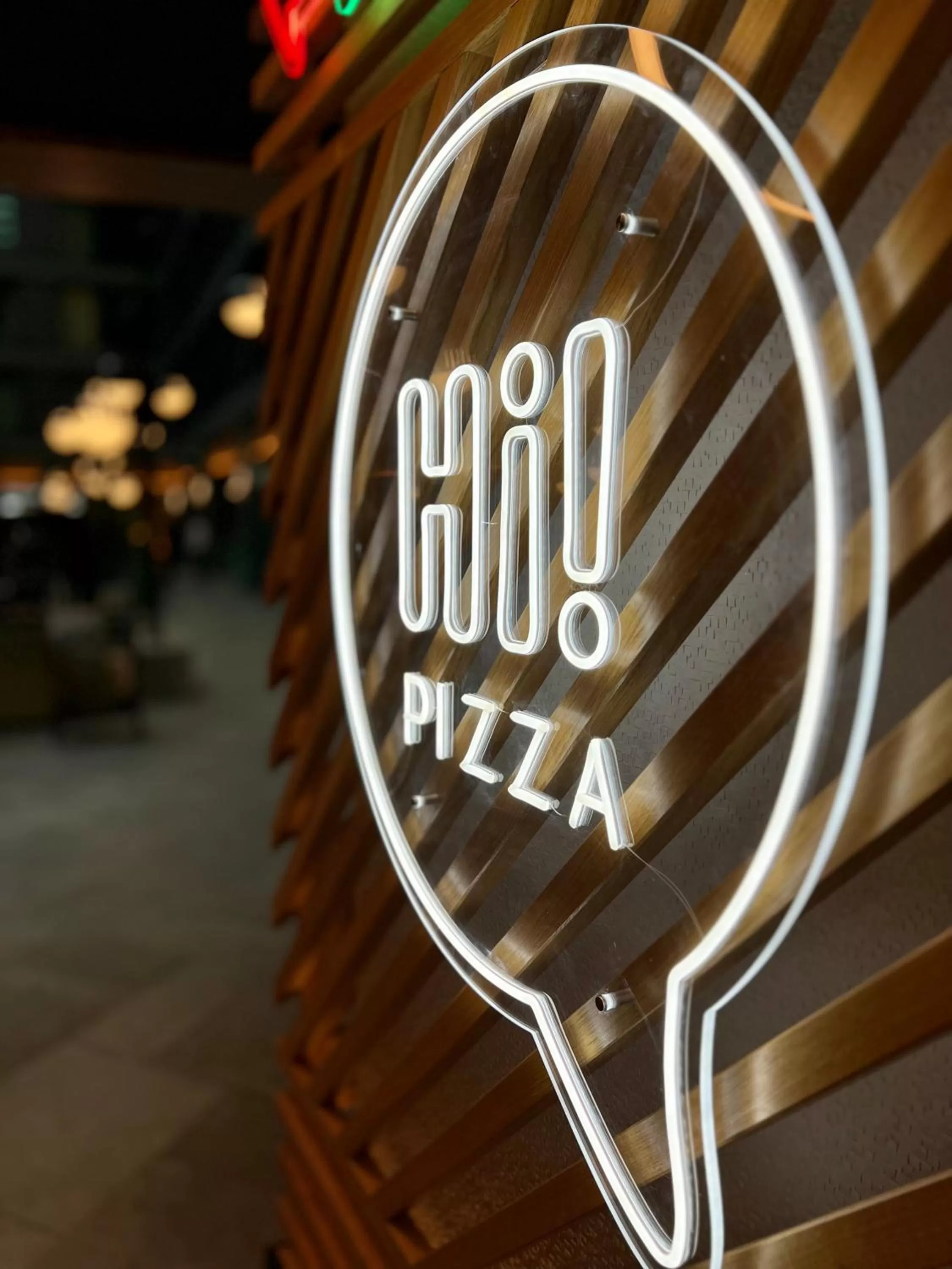 Restaurant/places to eat in Holiday Inn London Heathrow - Bath Road by IHG