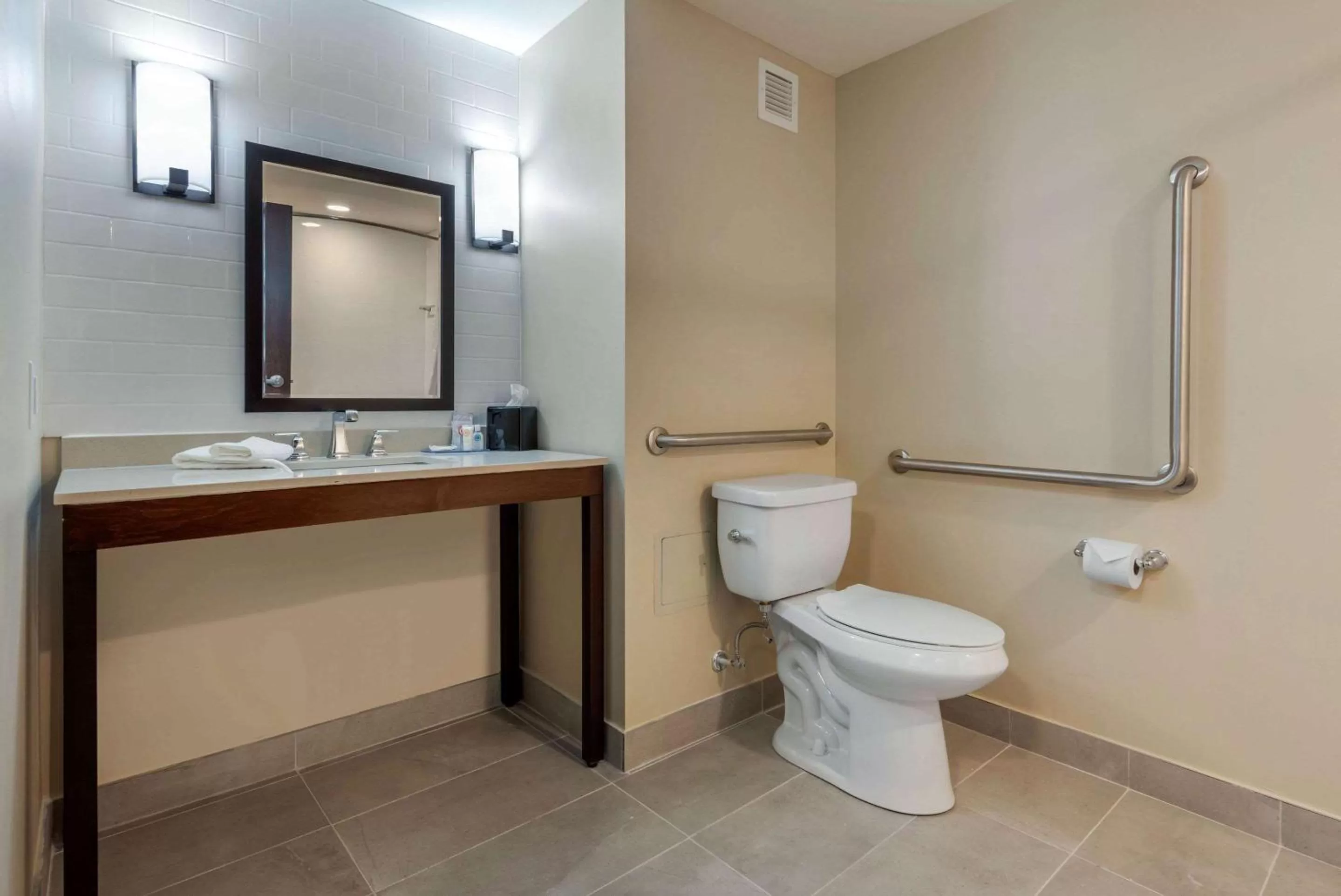Bathroom in Comfort Inn & Suites