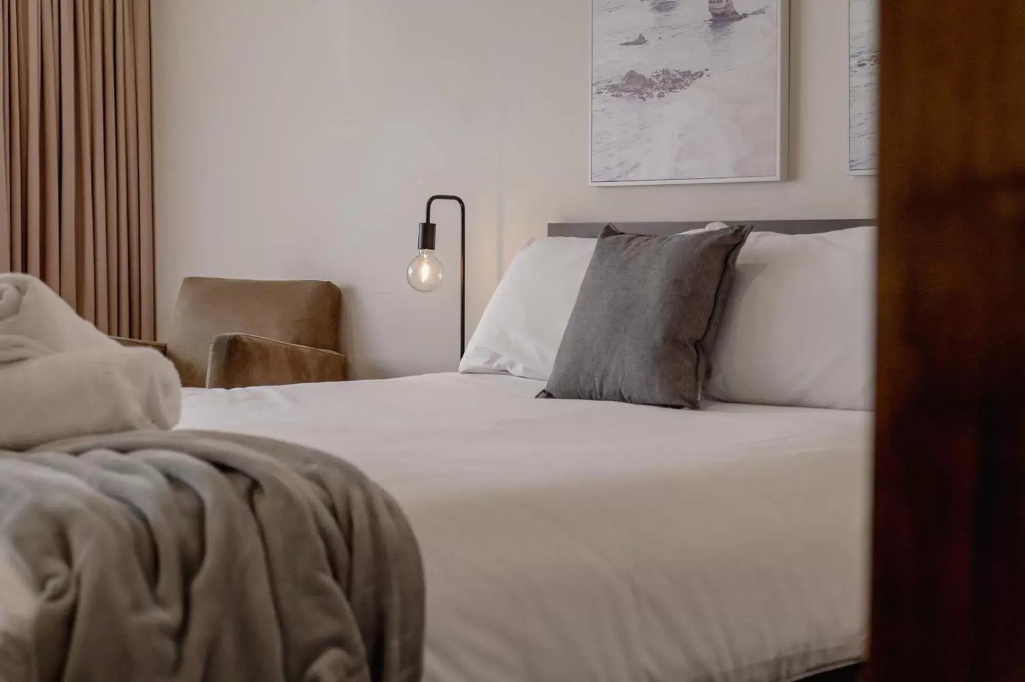 Mitchell On Main Mitchell On Main