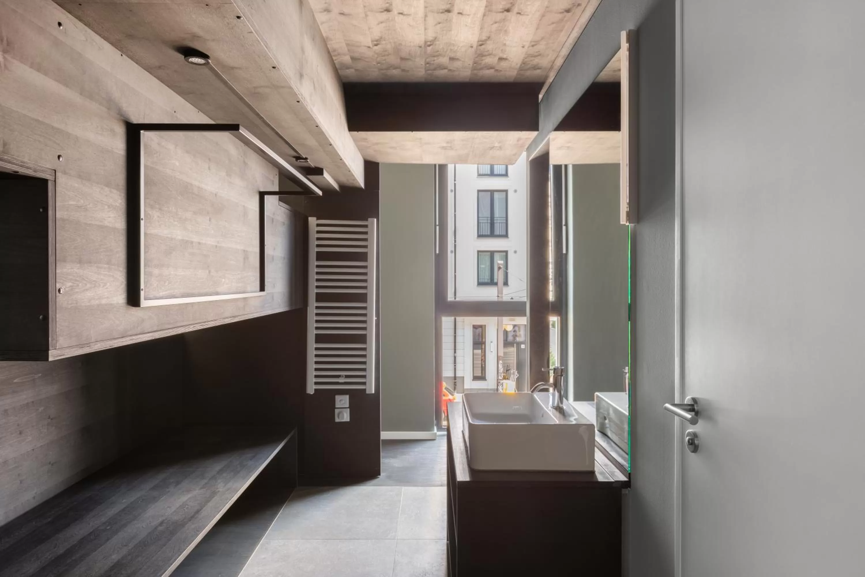 Bathroom in Numa Berlin Boxer