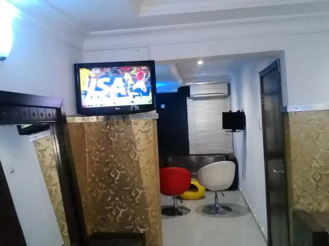 TV/Entertainment Center in TheoDawn Hotels @ Suite 29