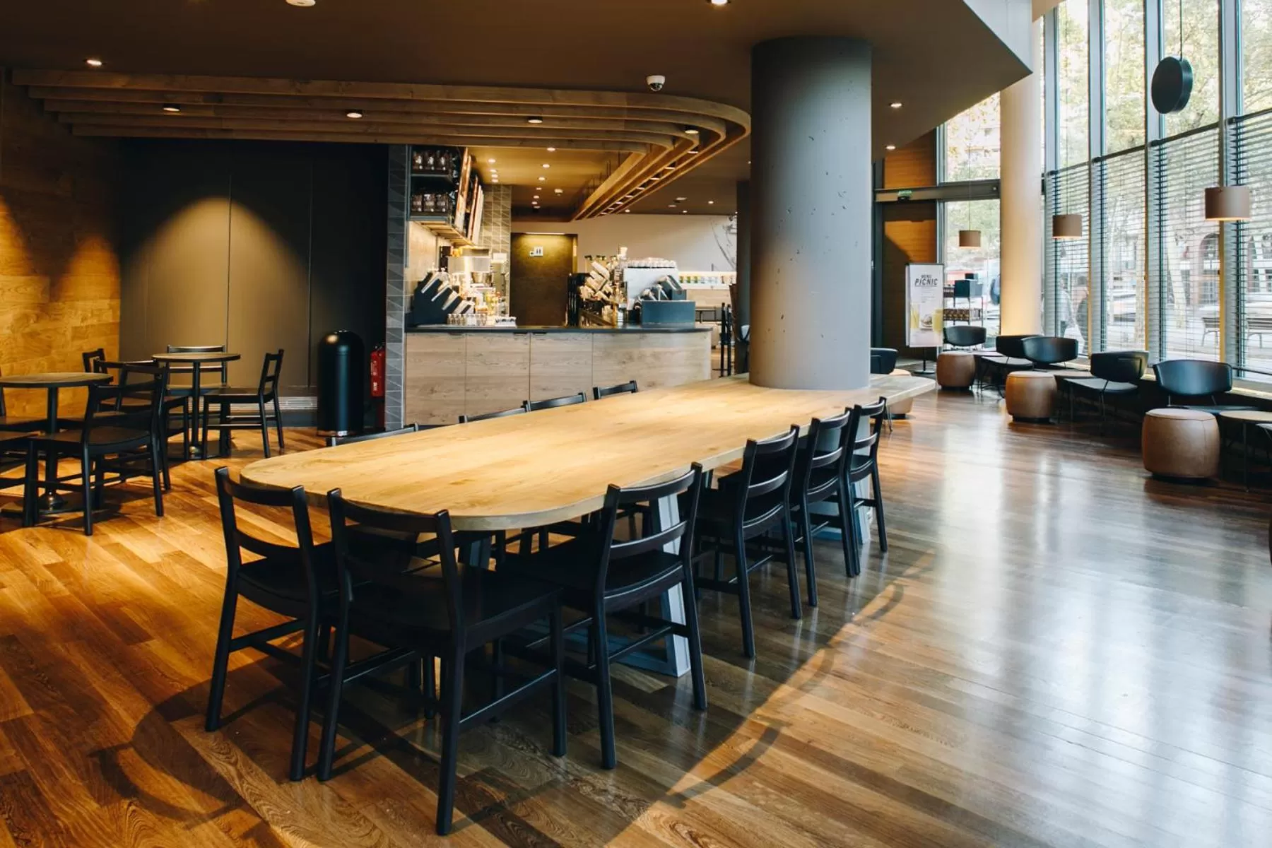 Lounge or bar in B Hotel