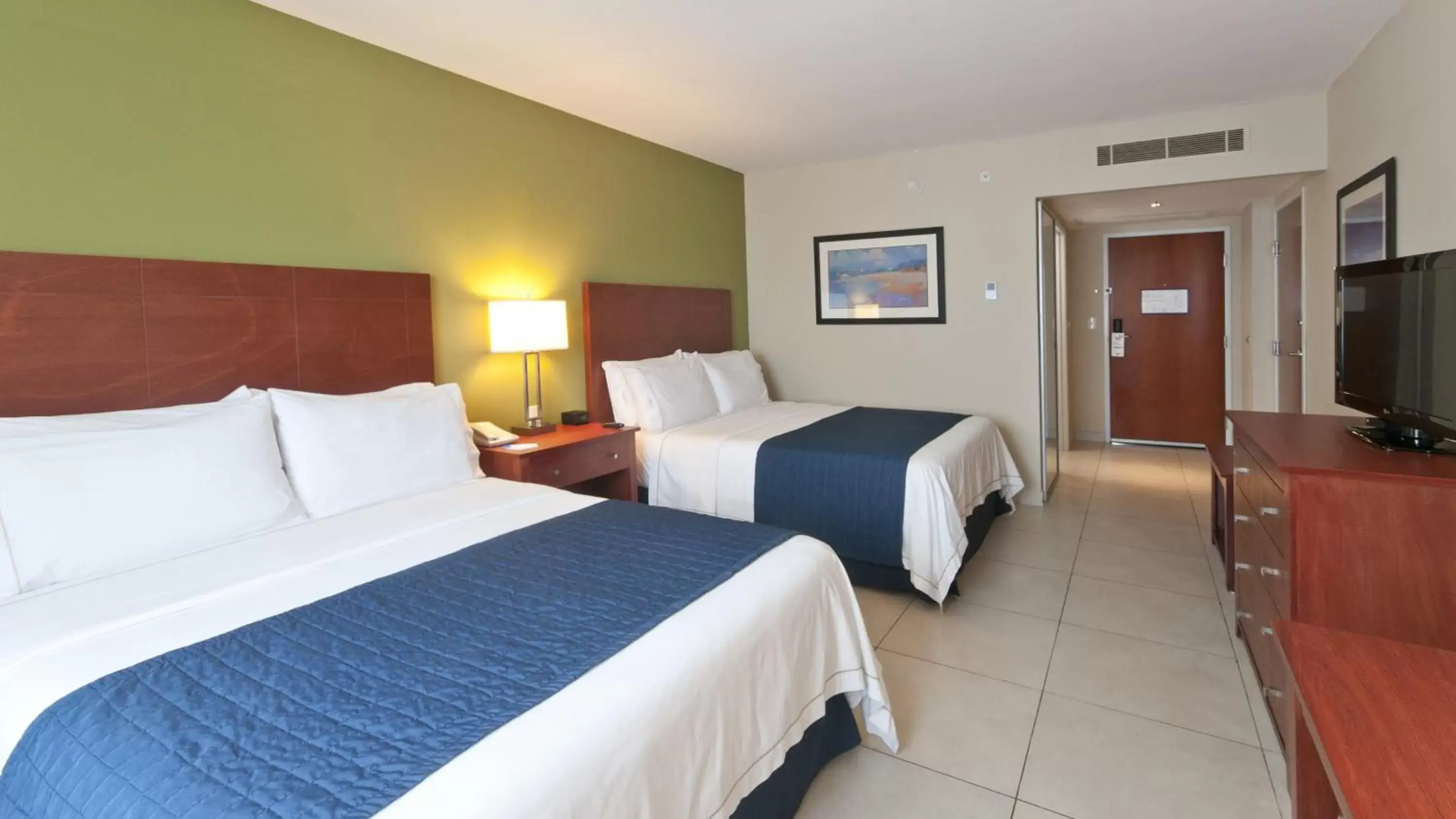 Double Room with Two Double Beds - Non-Smoking in Holiday Inn Express Veracruz Boca del Rio, an IHG Hotel Double Room with Two Double Beds - Non-Smoking in Holiday Inn Express Veracruz Boca del Rio, an IHG Hotel