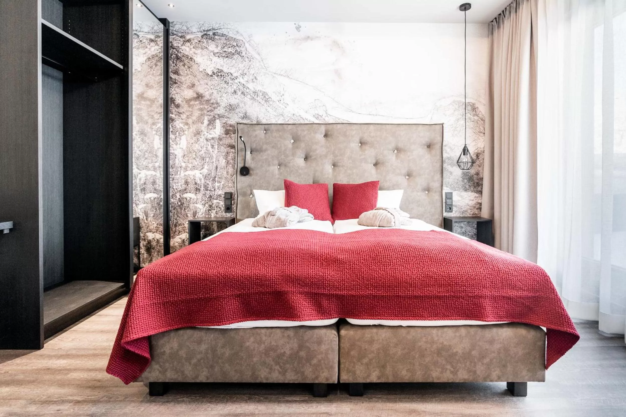 Bed in Hotel Astrid - Ski In - Ski Out