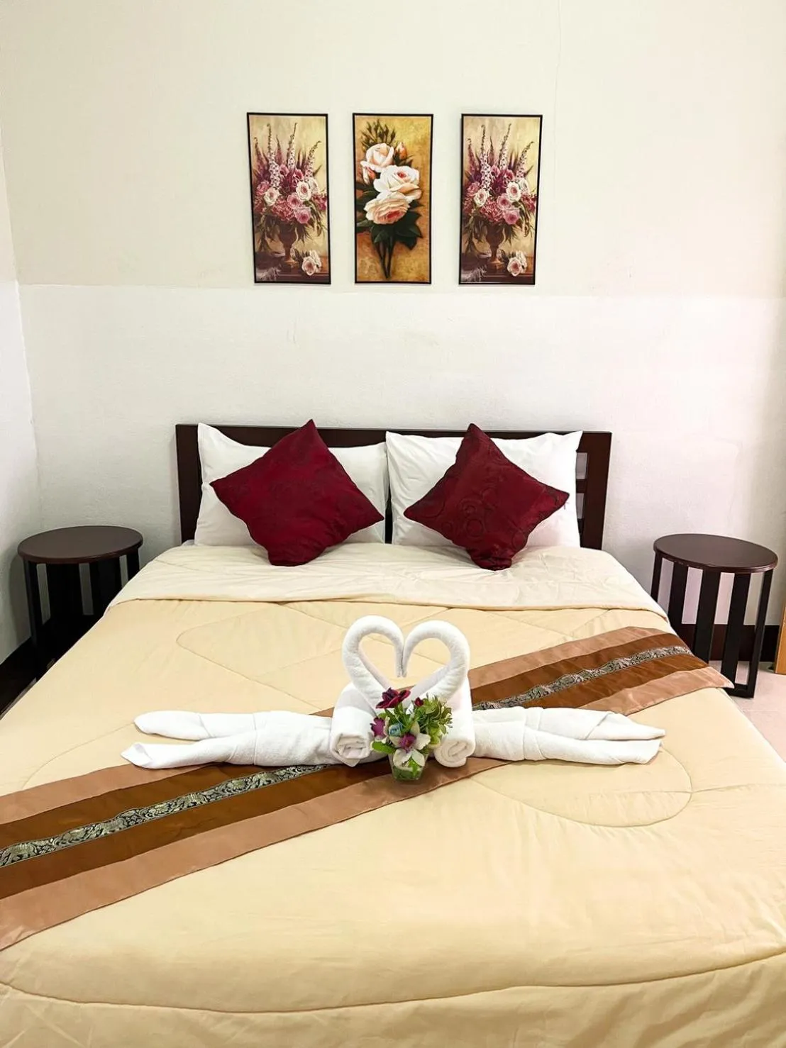 Bed in Rueangrat Hotel