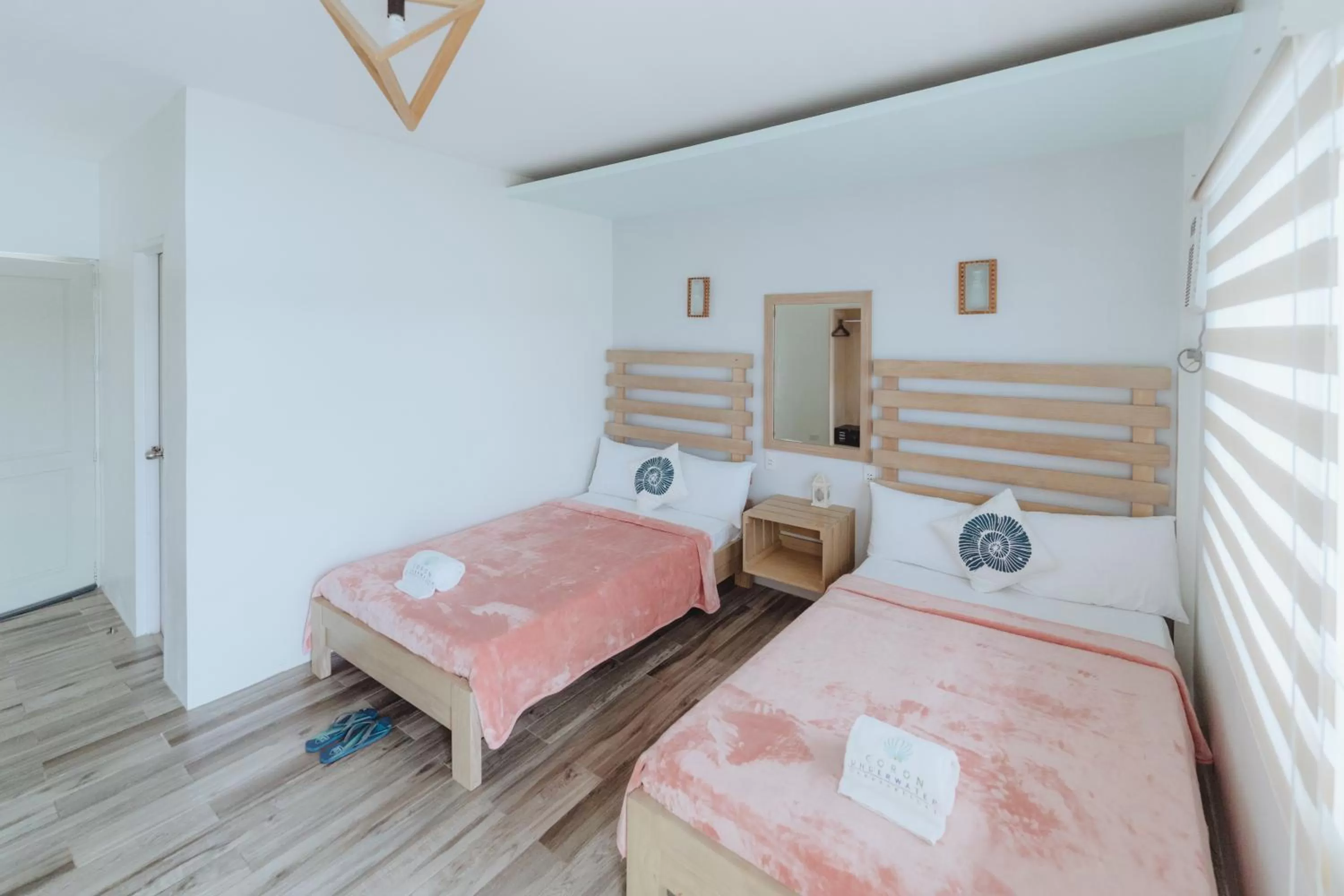 Bed in Coron Underwater Garden Resort