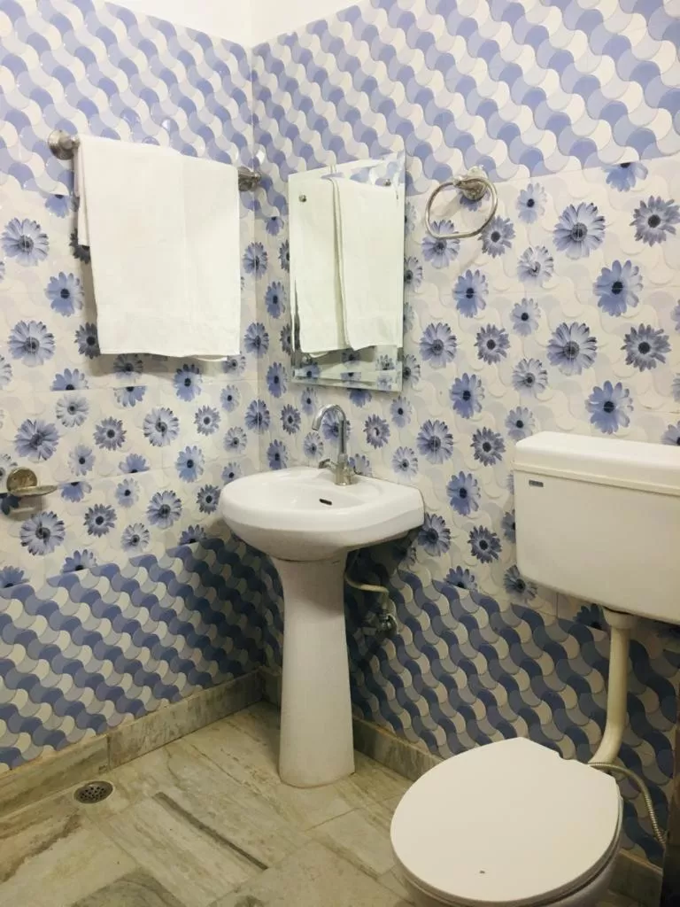 Bathroom in Trimrooms @ Katra Railway Station