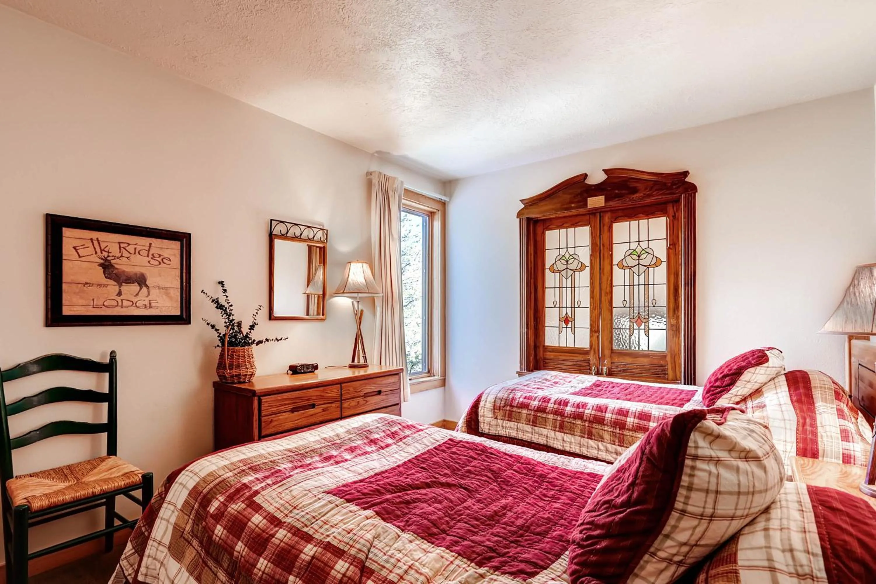 Photo of the whole room, Bed in Evergreen Condominiums by Vail Resorts