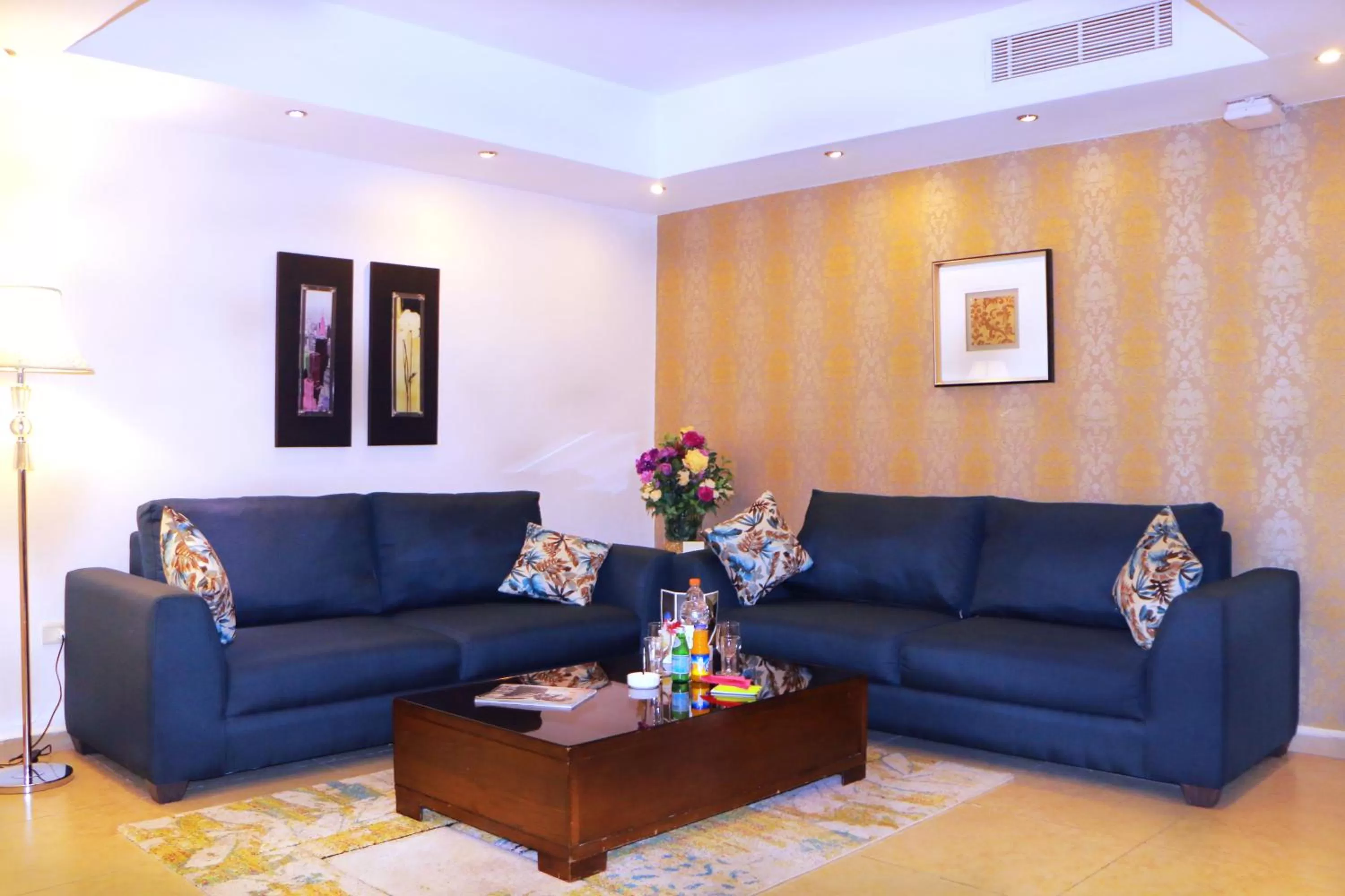 City Rose Hotel Suites
