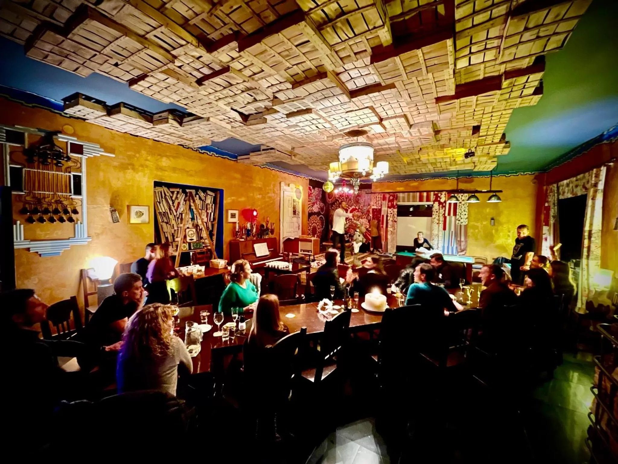 HARABURDI® Recyclart Hotel