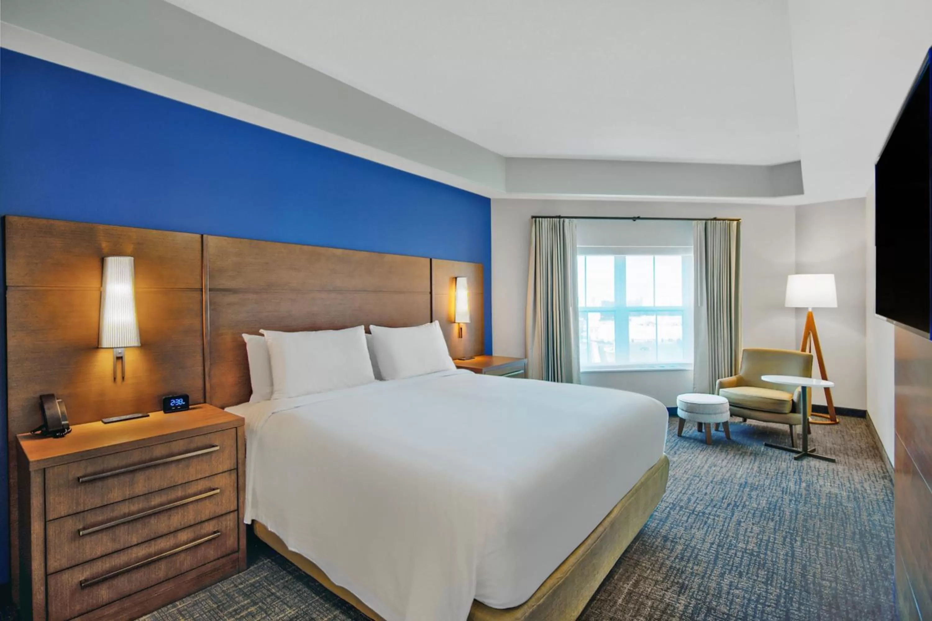 Bedroom, Bed in Residence Inn by Marriott Orlando at FLAMINGO CROSSINGS Town Center