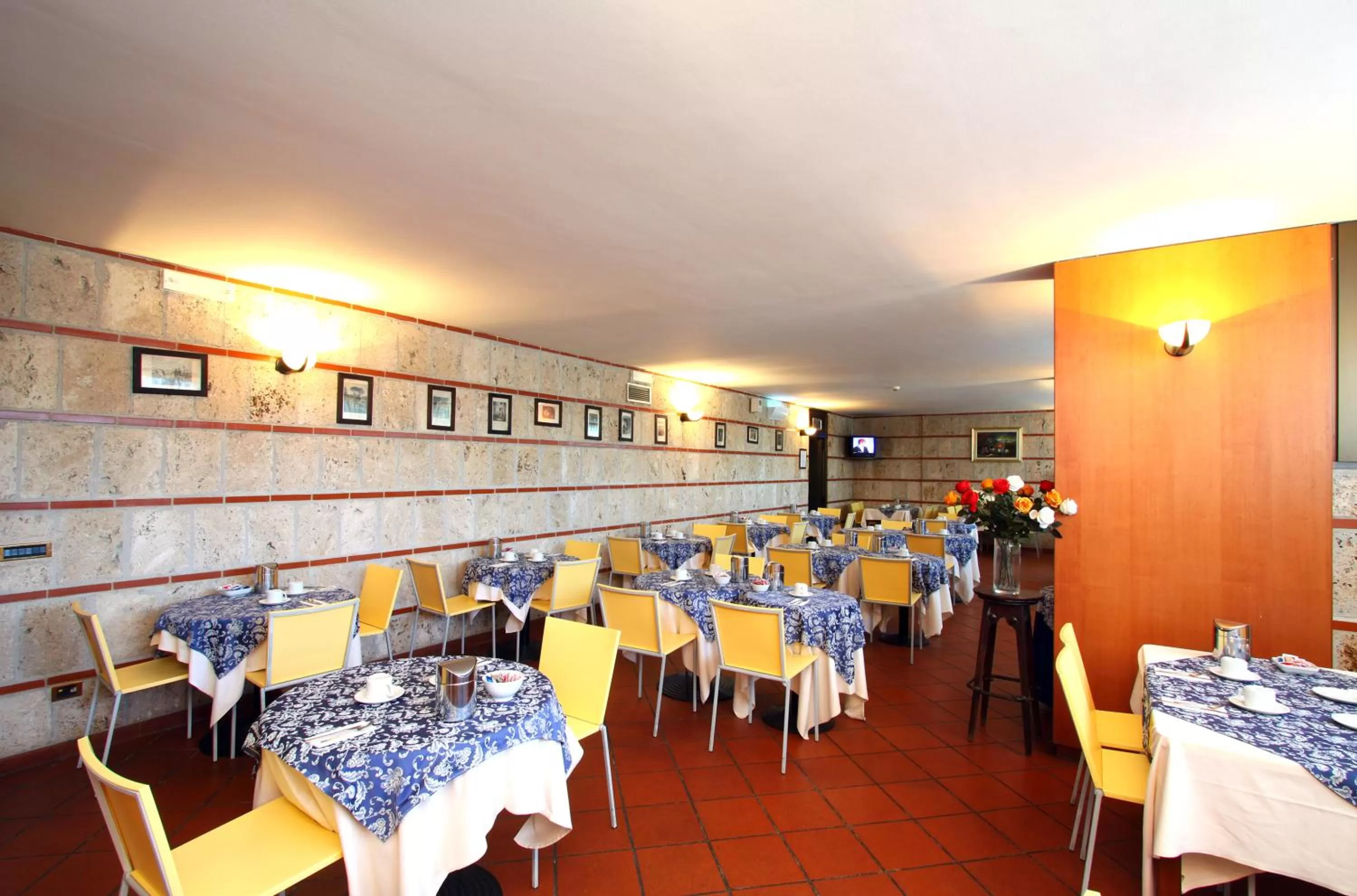 Restaurant/places to eat in Hotel Garden Terni