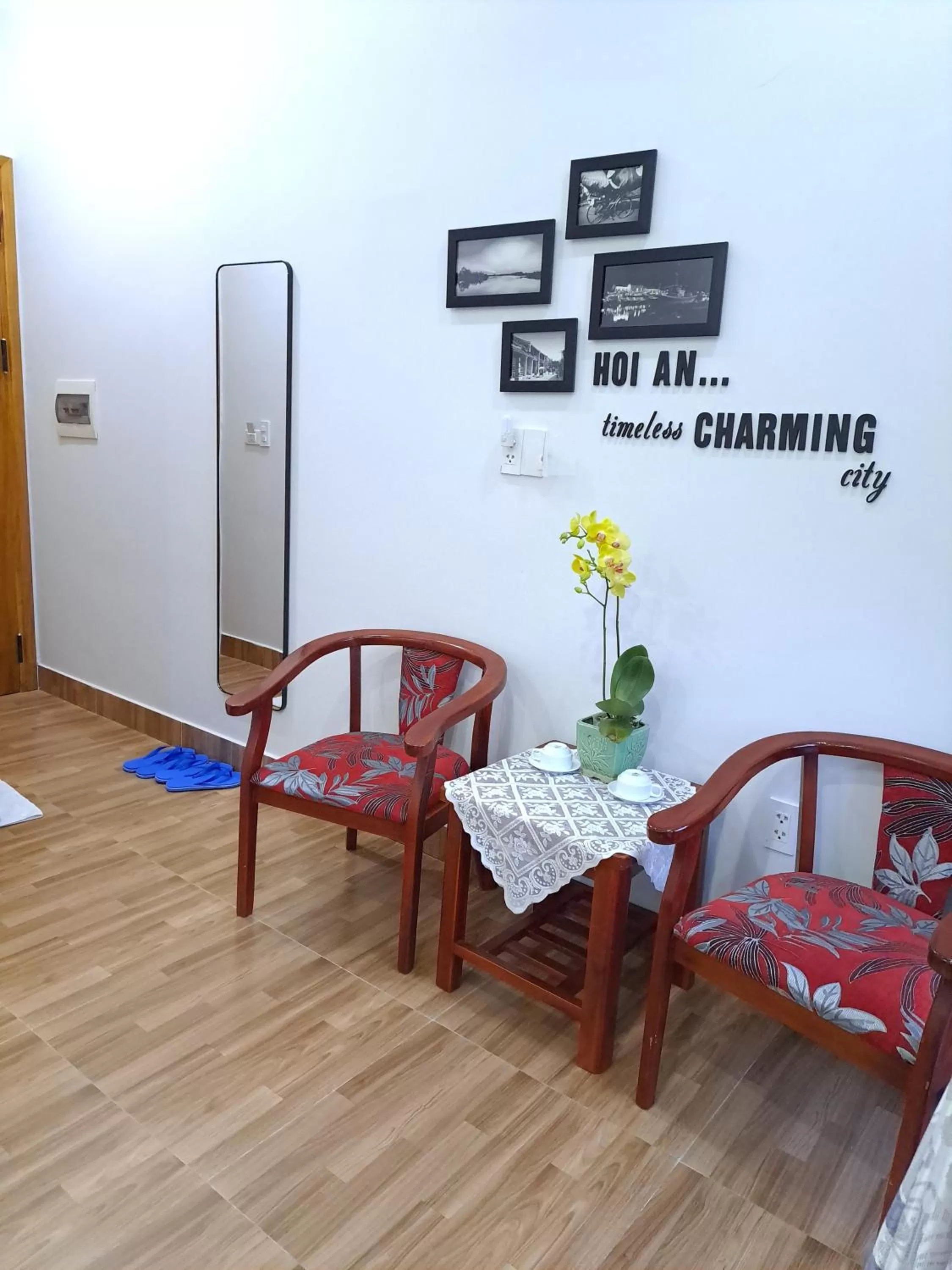 Seating area in GREEN TOWN hotel HỘI AN