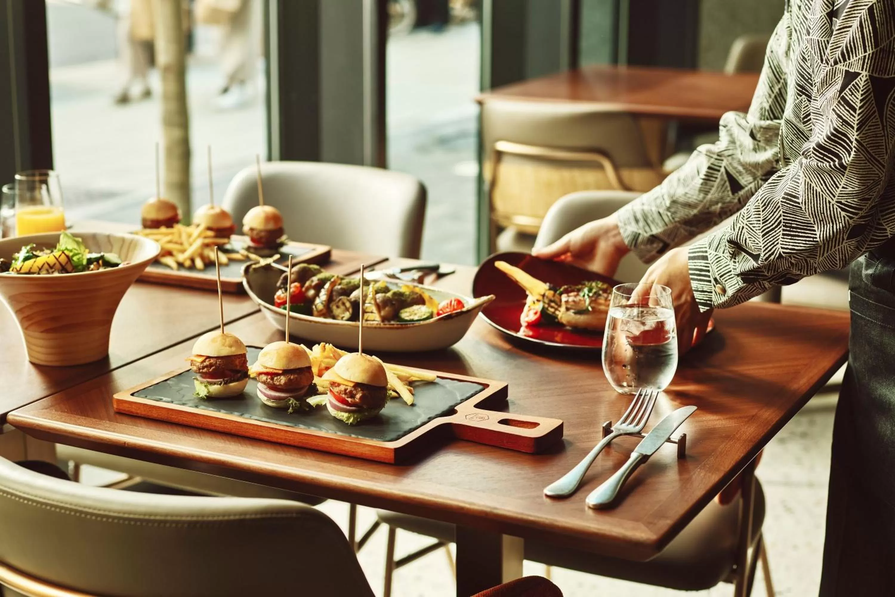 Restaurant/places to eat in voco Osaka Central by IHG